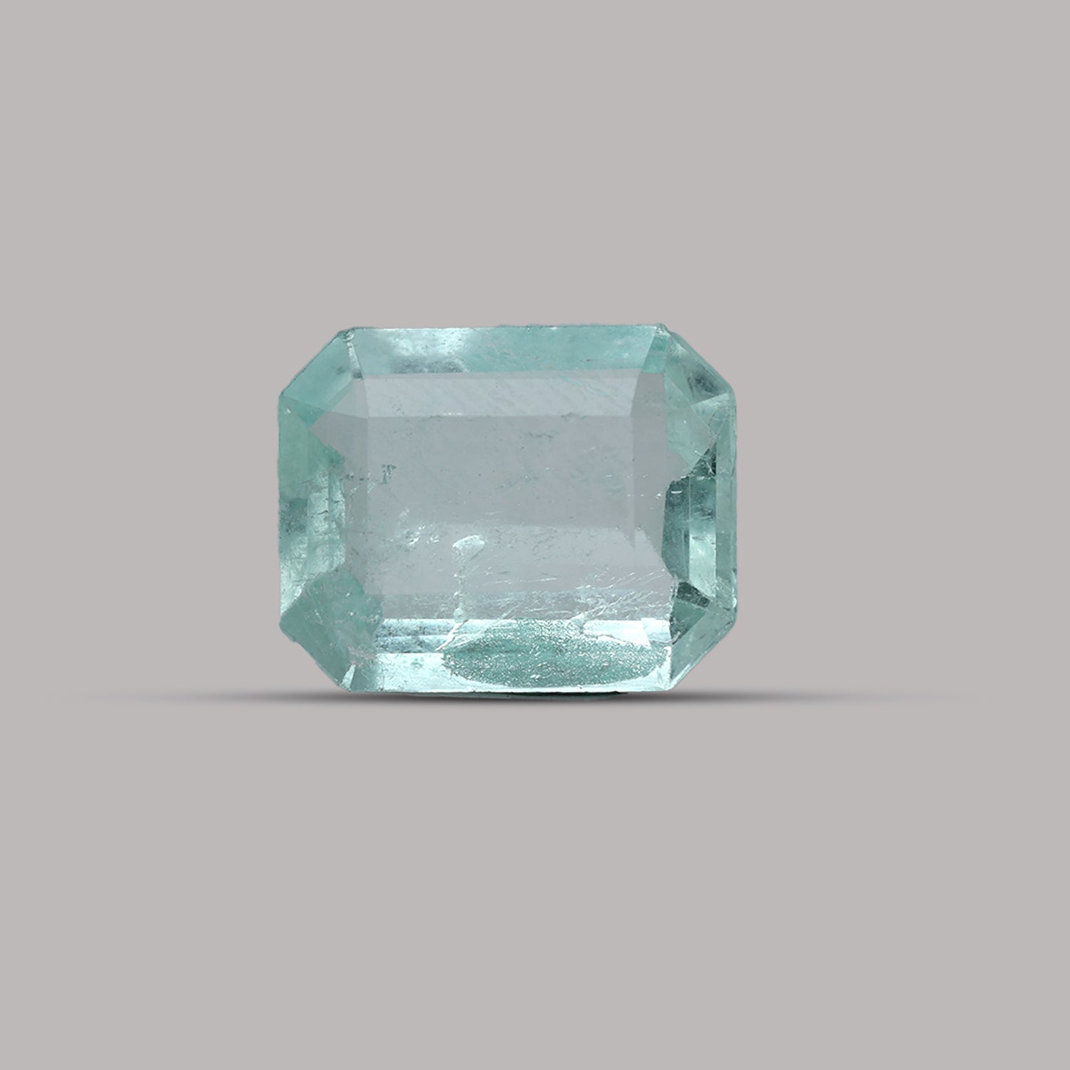Emerald ( Panna ) - 7.04 Carat