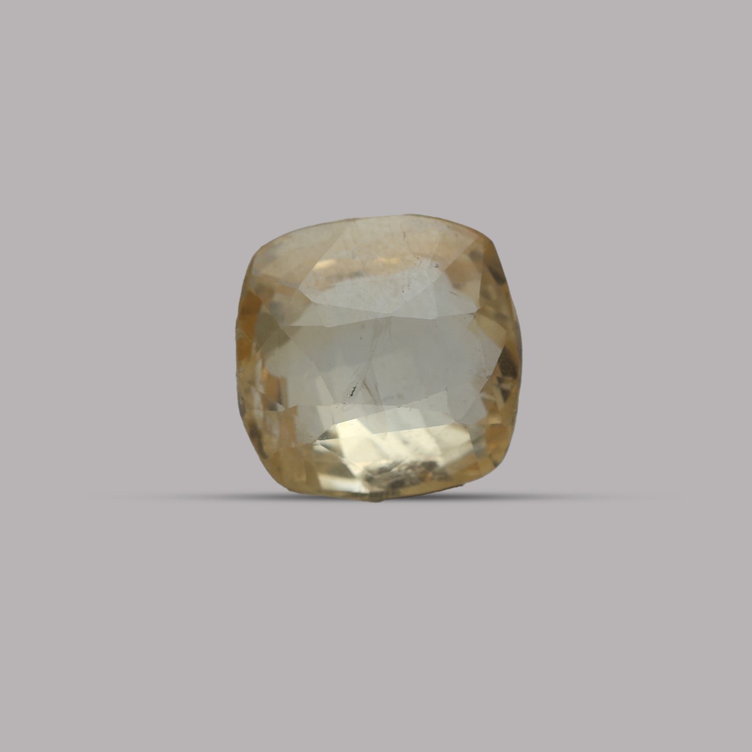 Yellow Sapphire - 6.24 Carat (Ceylon)
