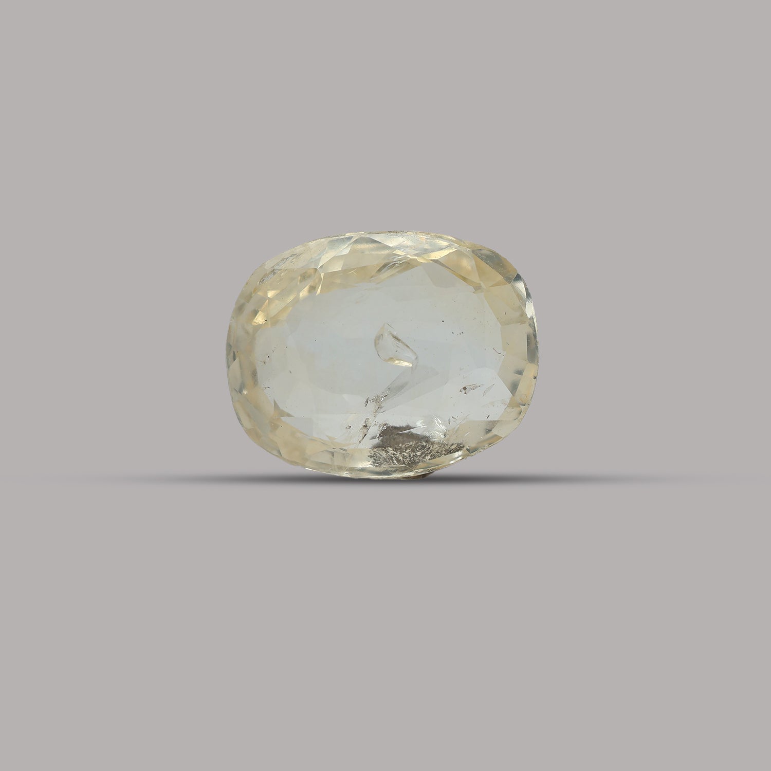 Yellow Sapphire - 5.34 Carat (Ceylon)