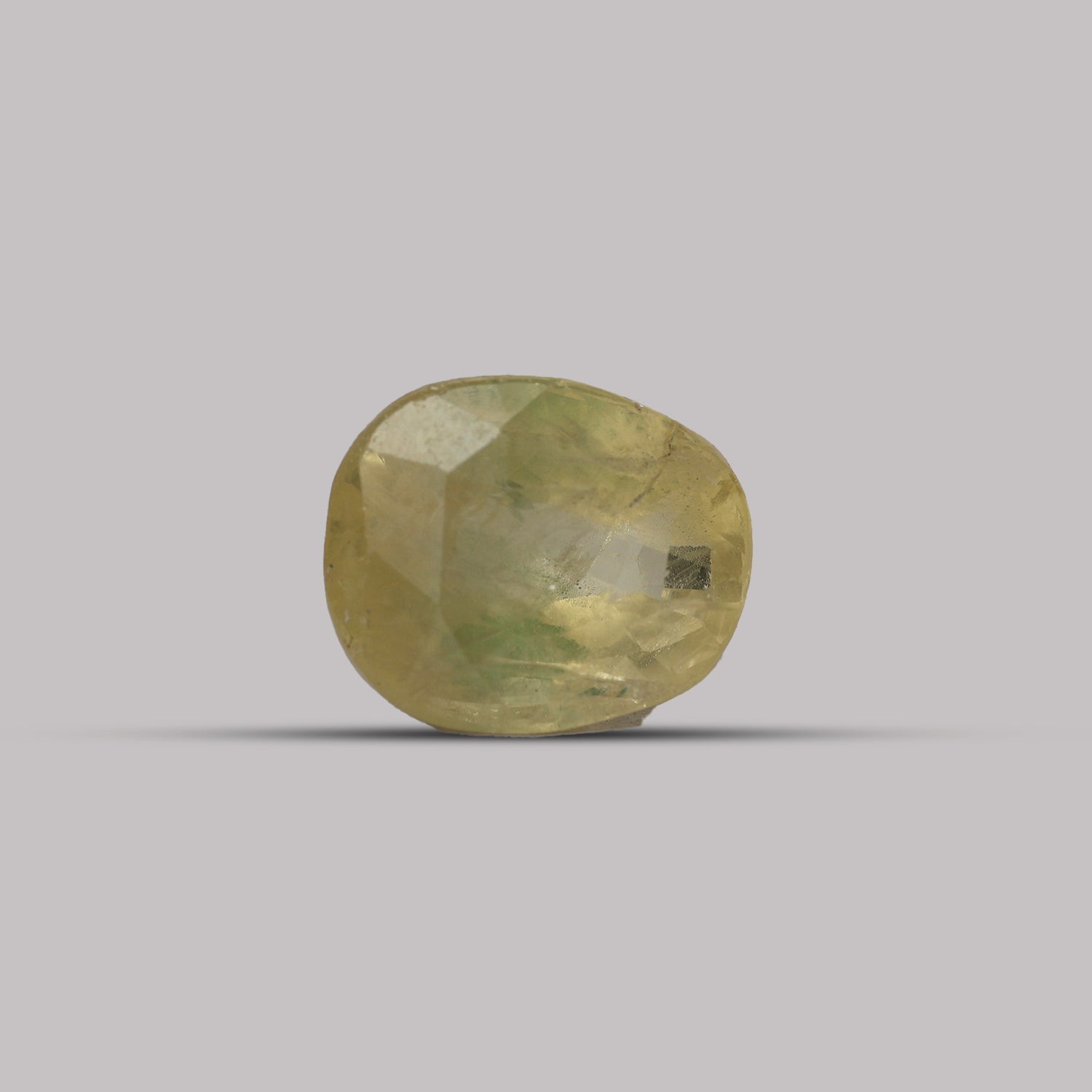 Yellow Sapphire - 4.52 Carat (Ceylon)