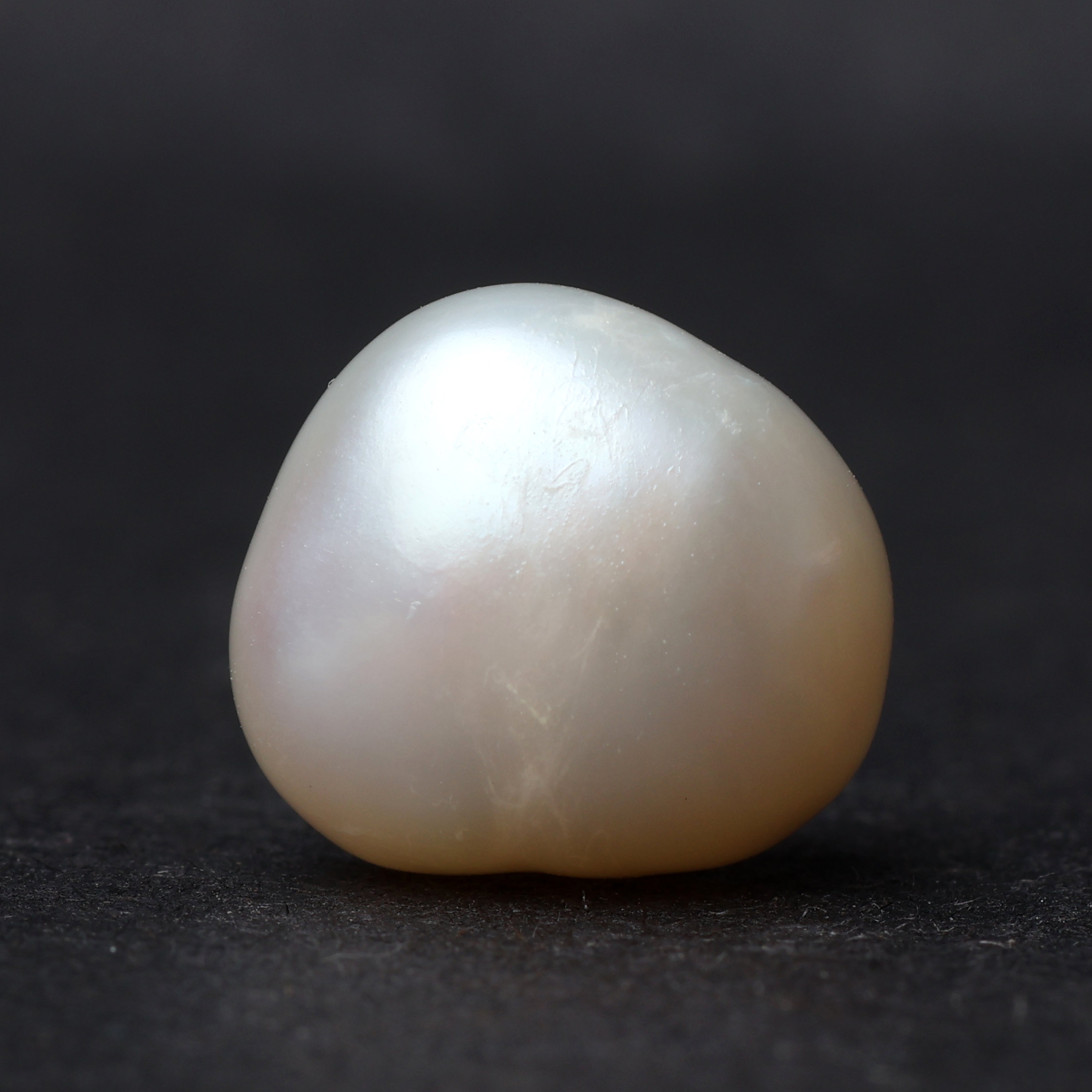 Fresh Water Pearl - 7.72 Carat