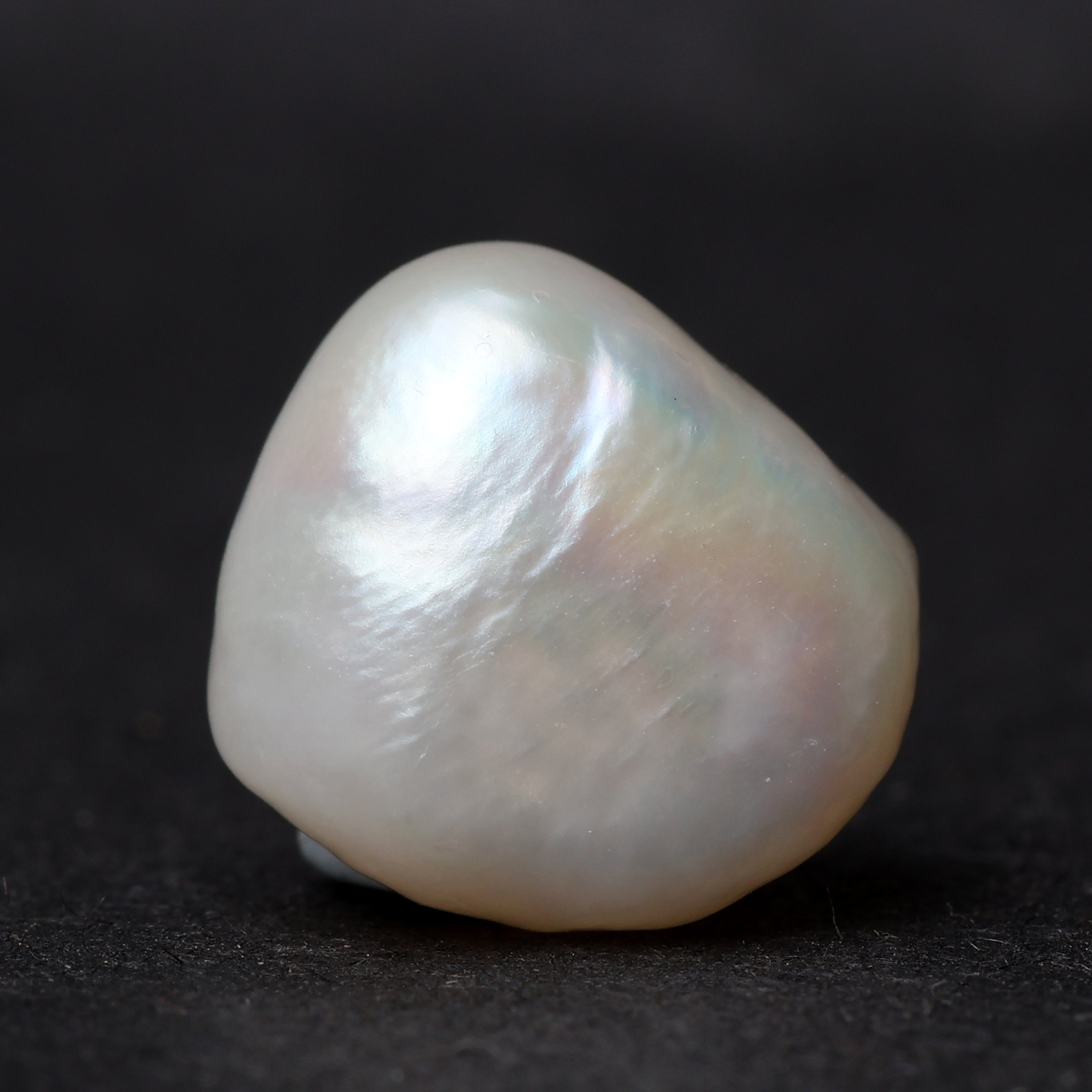 Fresh Water Pearl - 7.87 Carat