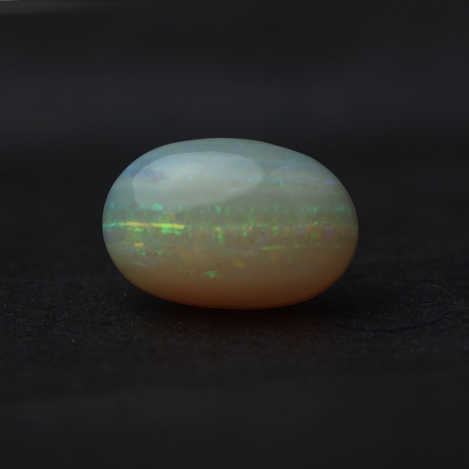 Opal 9.90 Carat