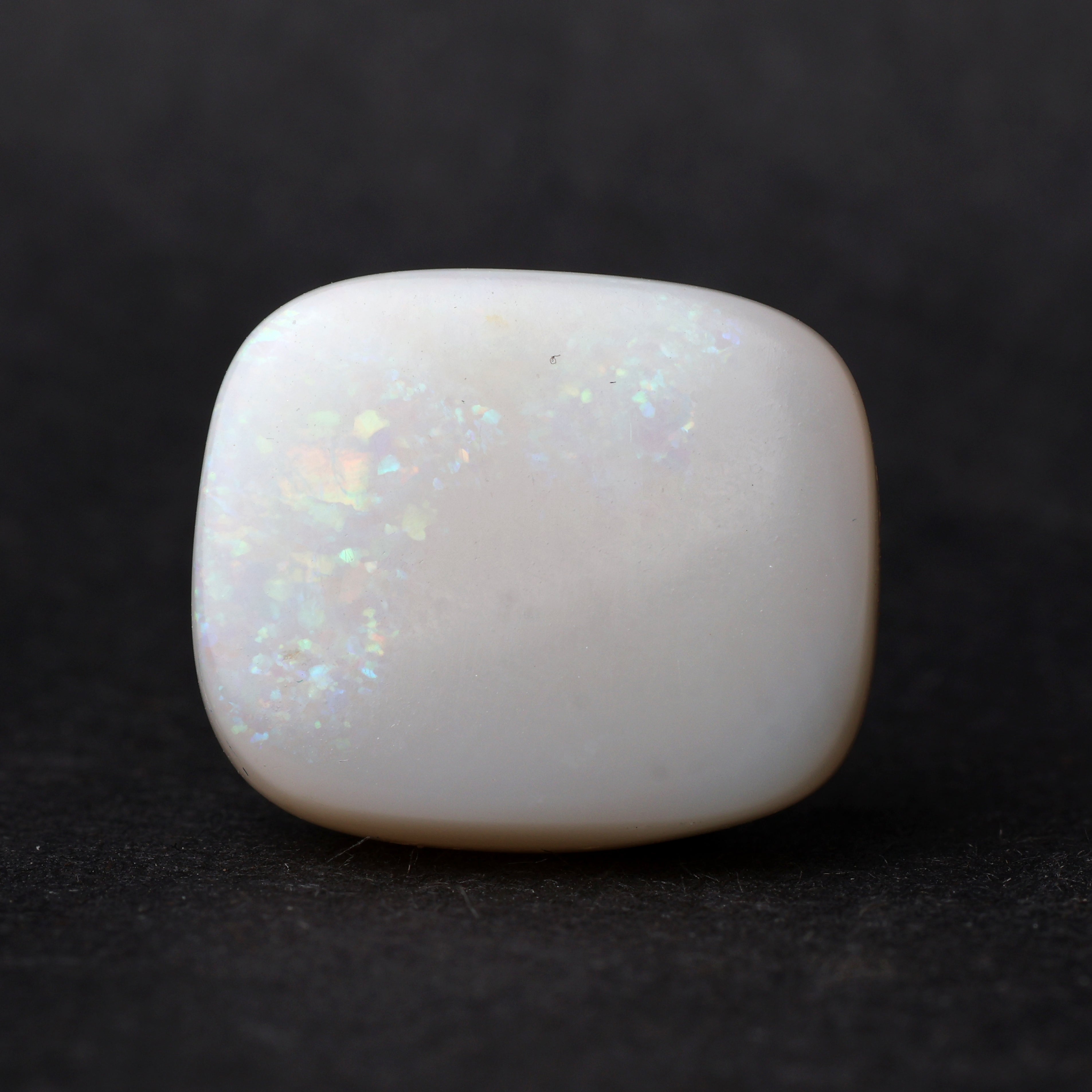 Opal (Australian) - 12.47 Carat