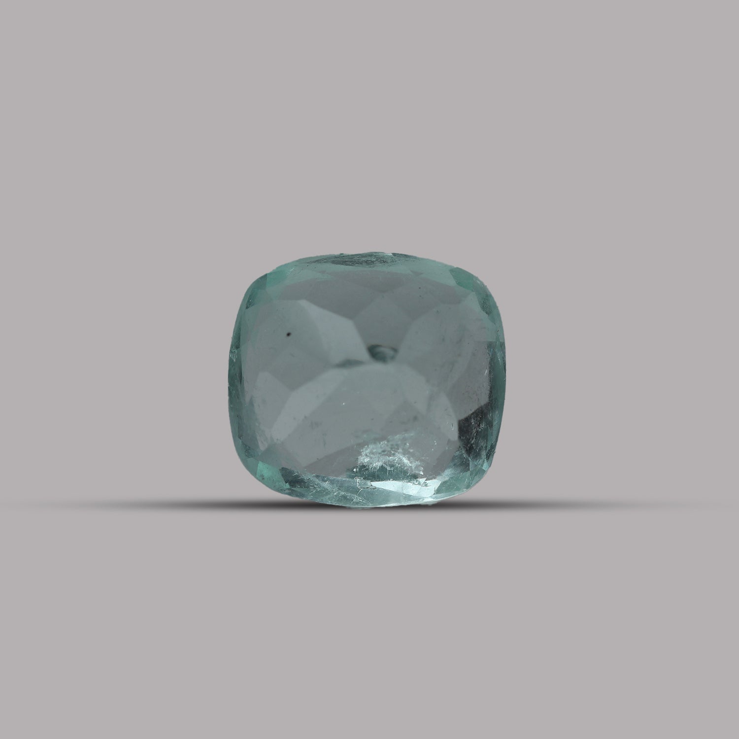 Emerald ( Panna ) - 3.72 Carat
