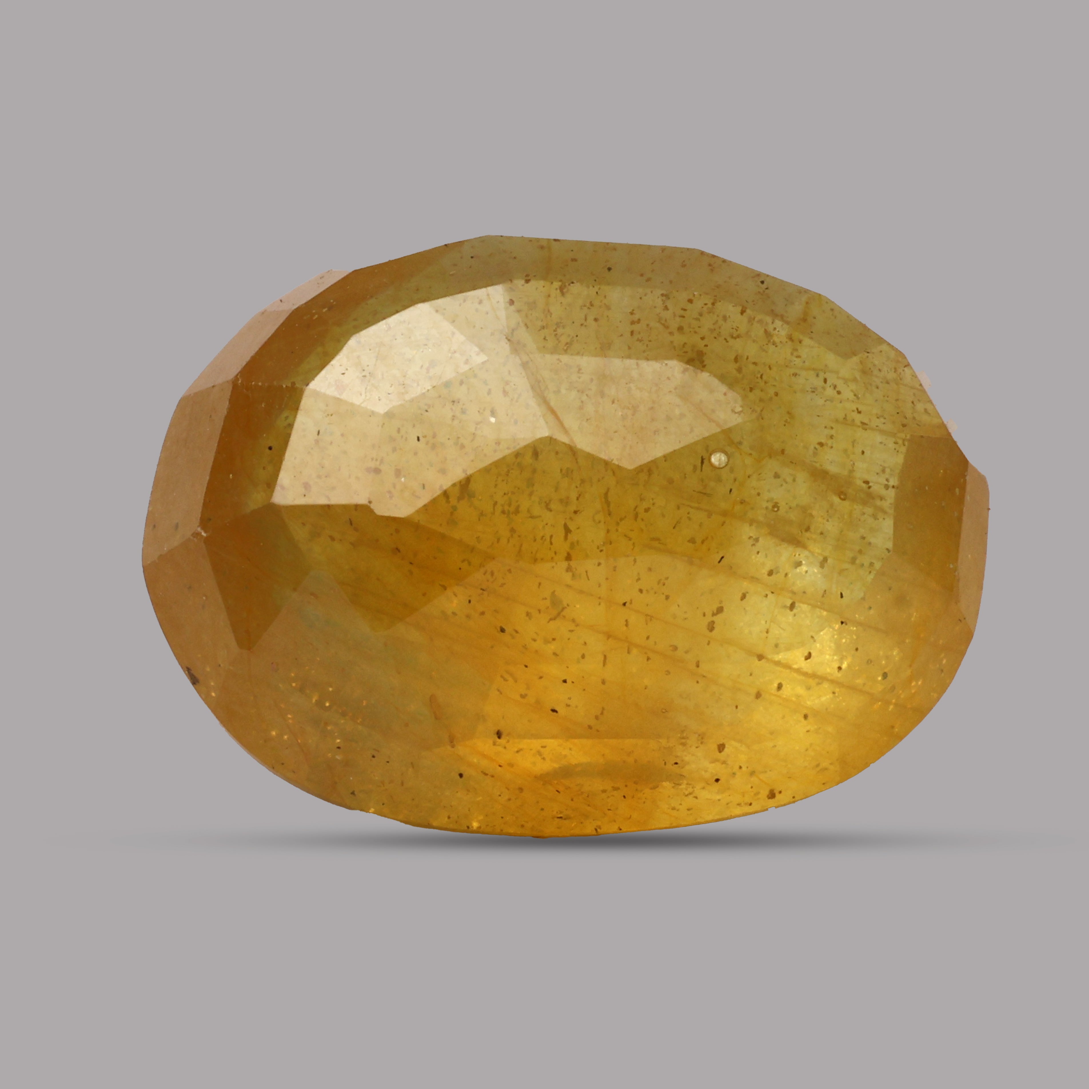 Yellow Sapphire - 8.48 Carat