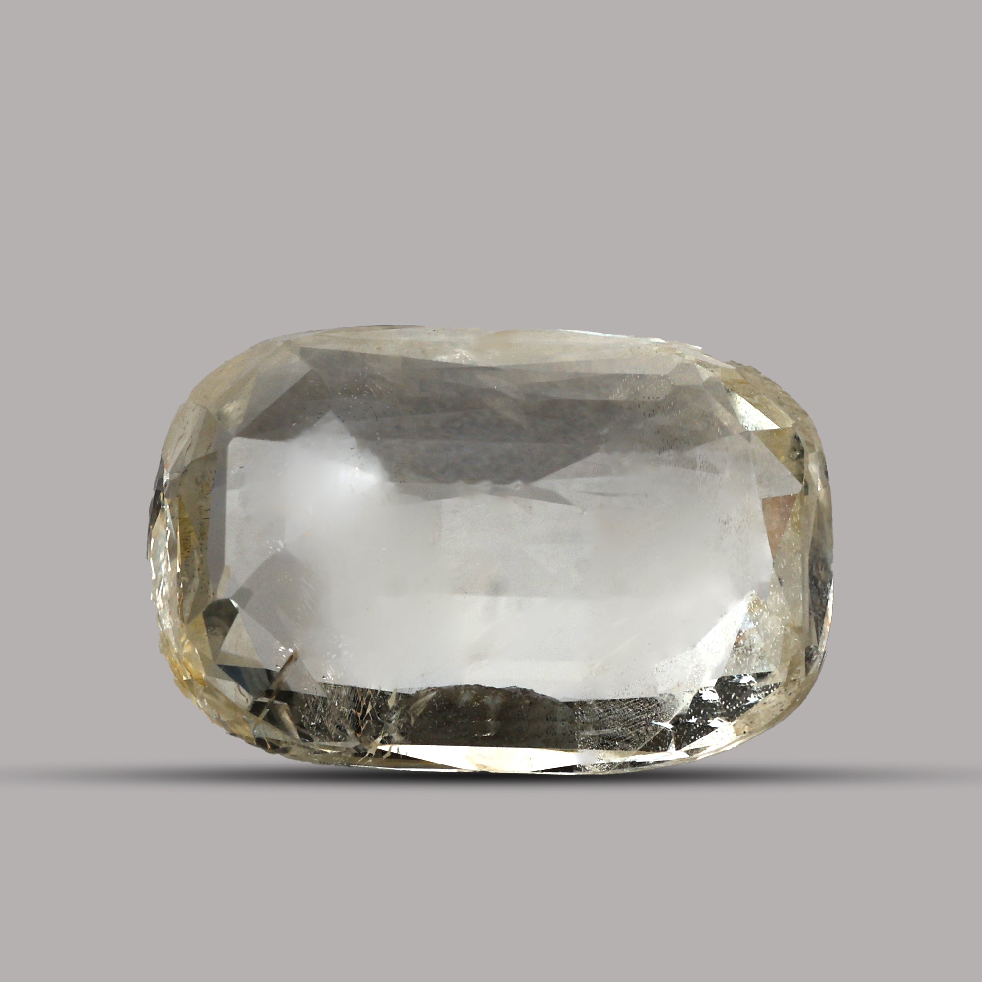 Yellow Sapphire - 6.79 Carat (Ceylon)