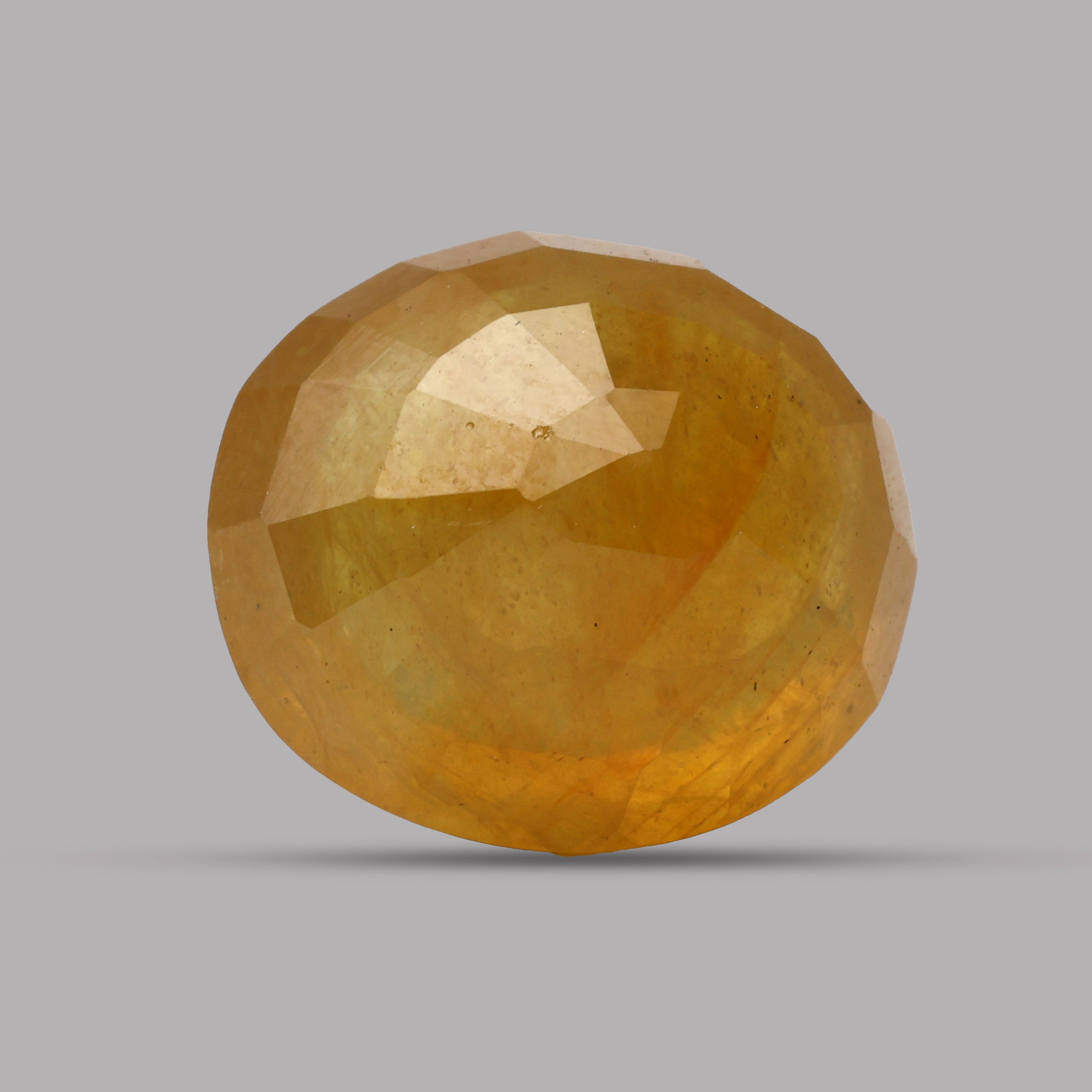 Yellow Sapphire - 9.22 Carat
