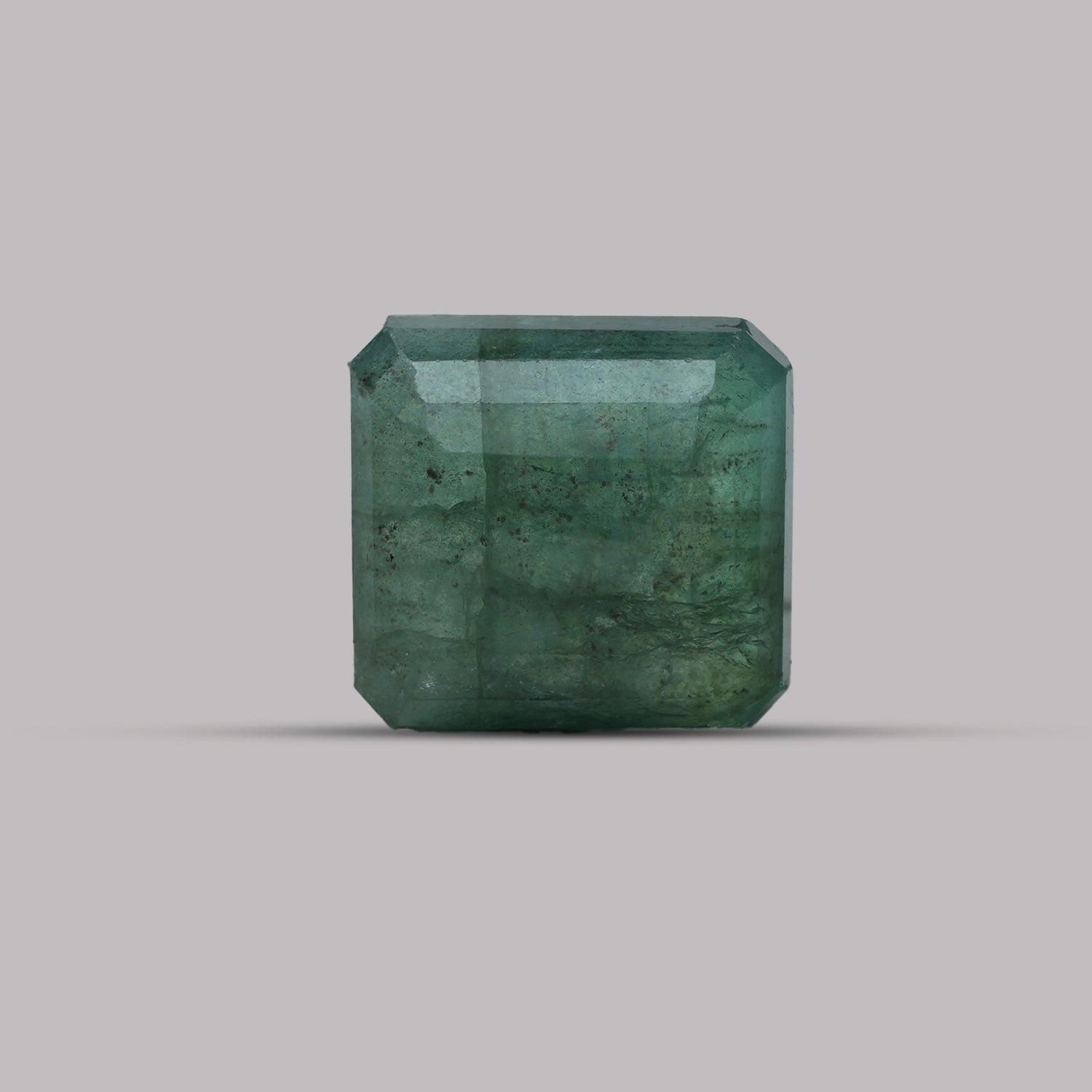 Emerald ( Panna ) - 11.95 Carat