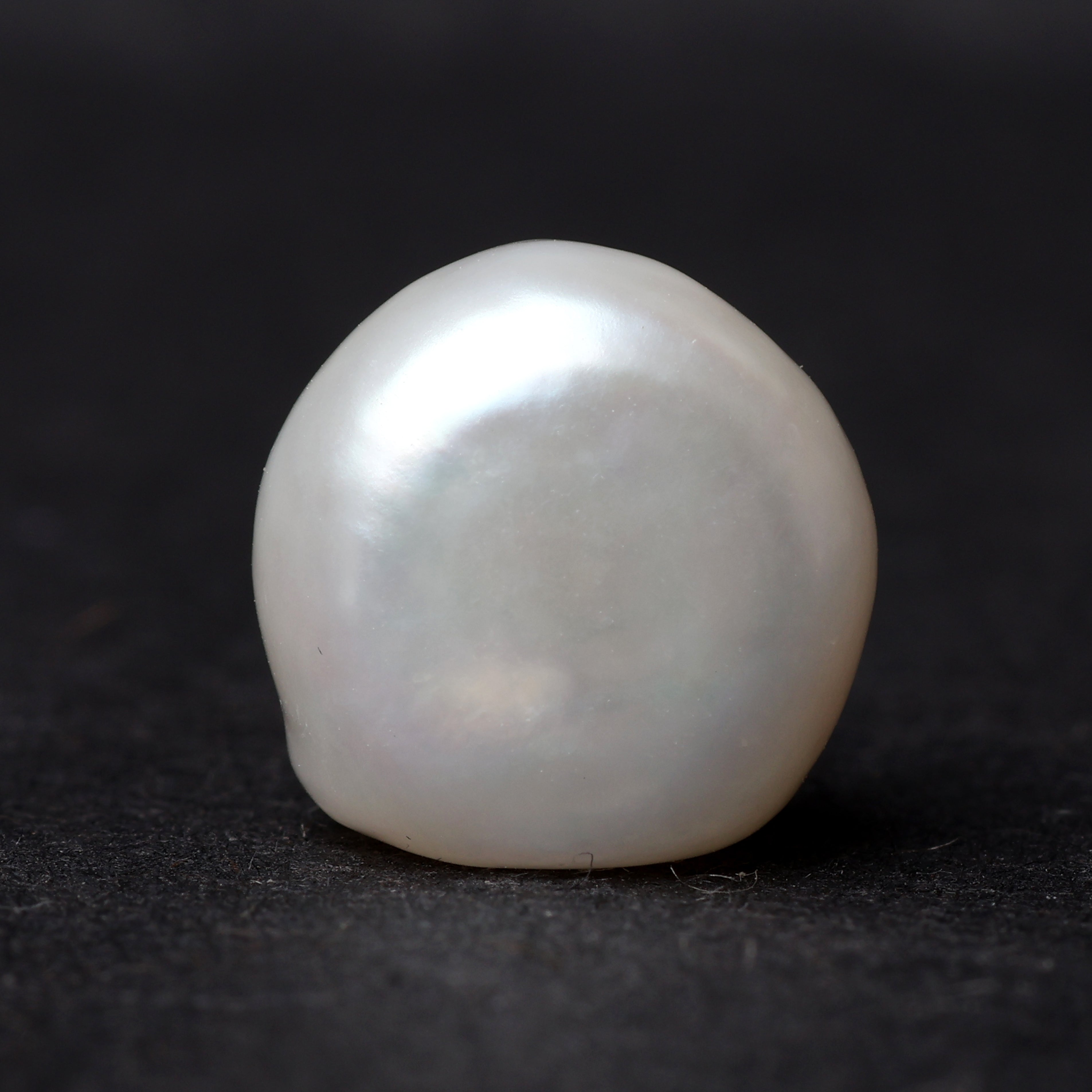Fresh Water Pearl - 6.92 Carat