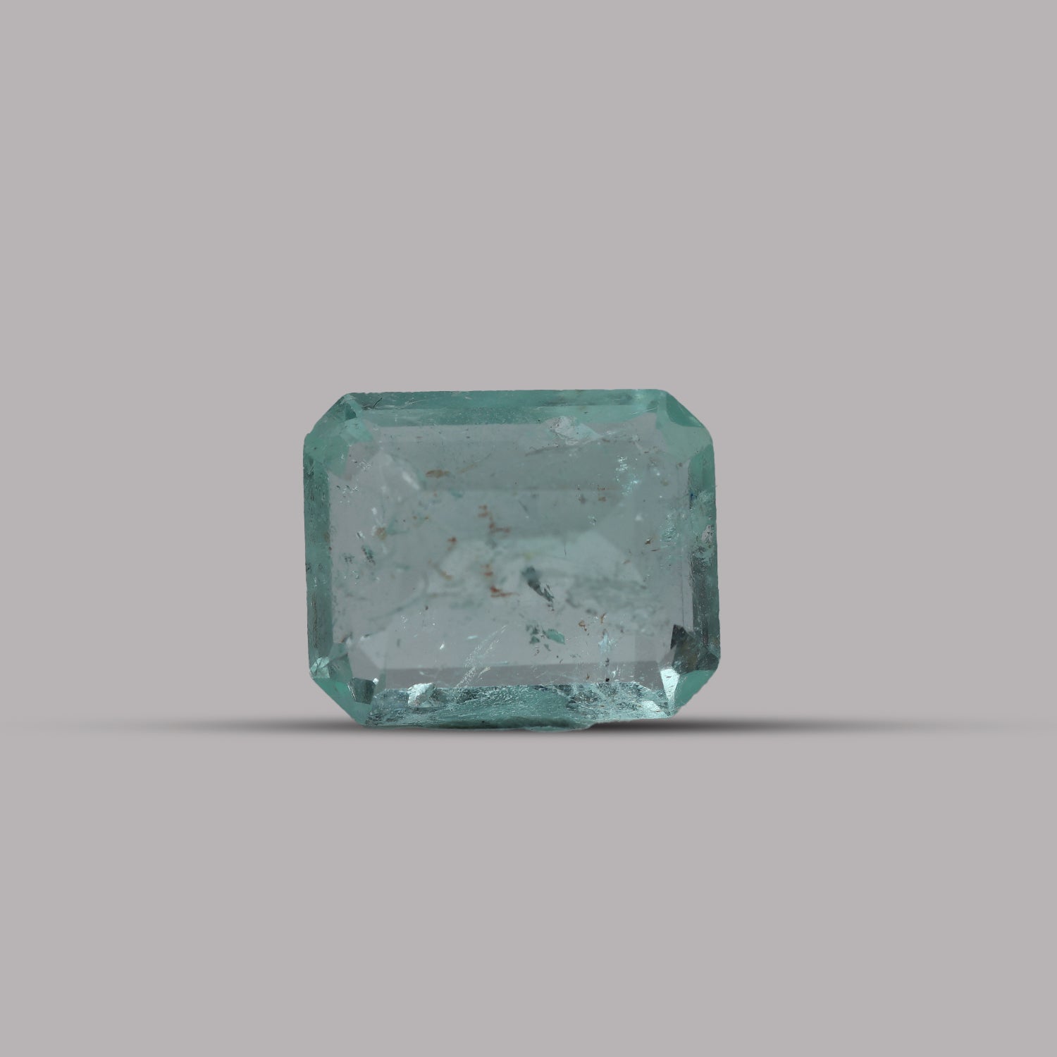 Emerald ( Panna ) - 4.1 Carat