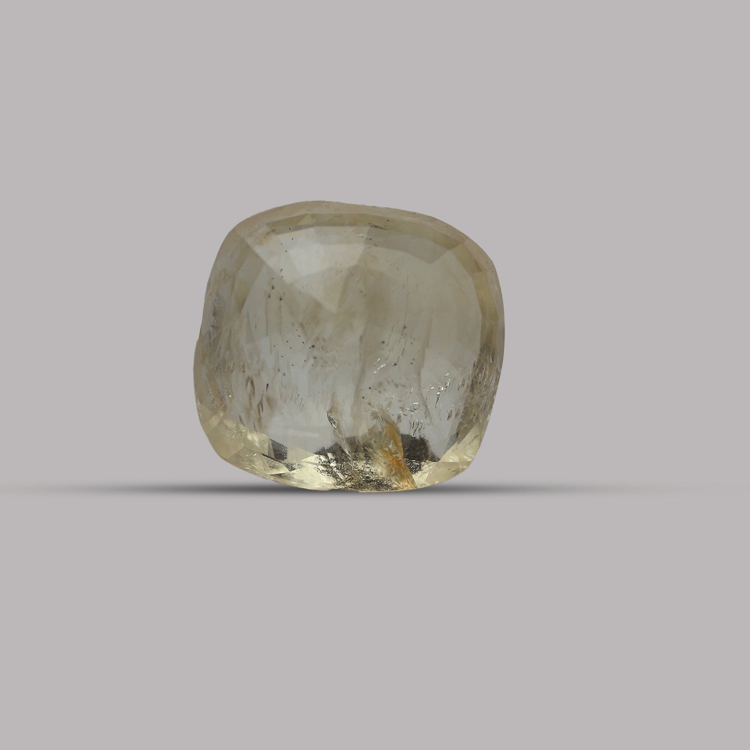 Yellow Sapphire - 8.39 Carat (Ceylon)