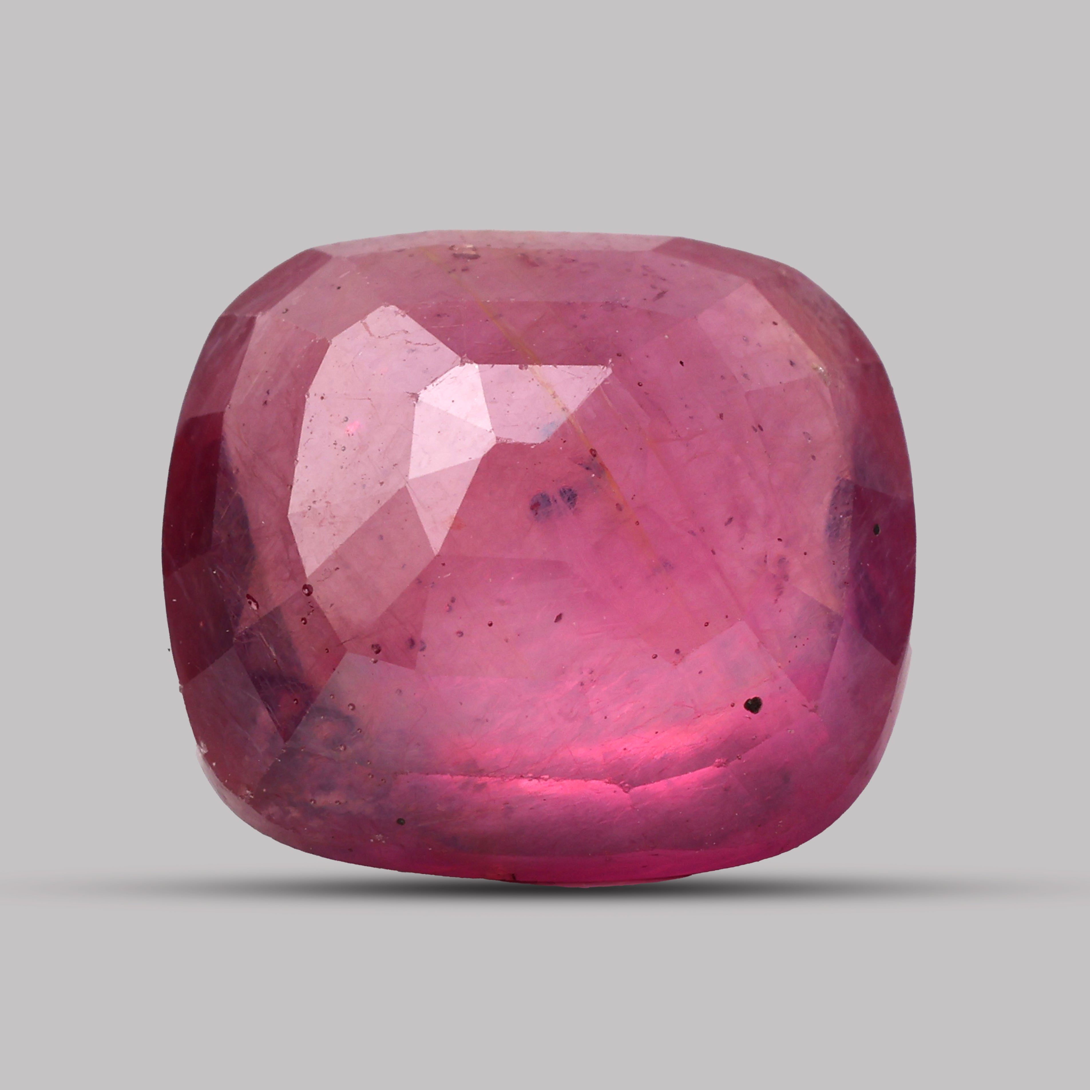 Ruby (Bangkok) - 5.89 Carat