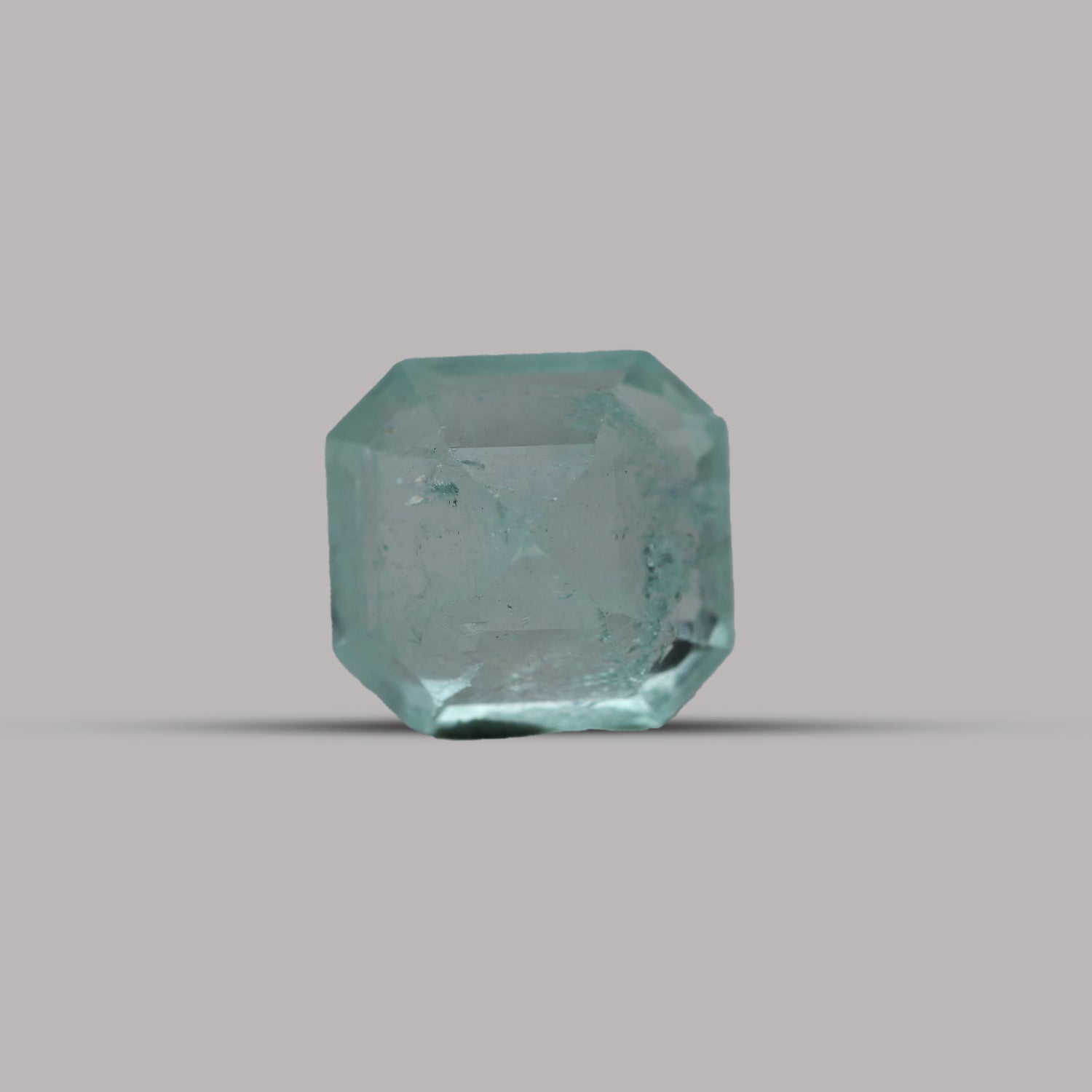 Emerald ( Panna ) - 3.53 Carat