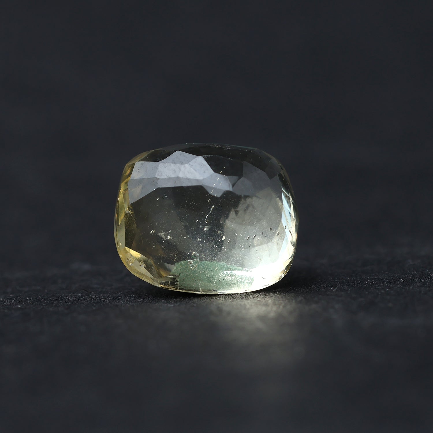 Yellow Sapphire - 5.00 Carat (Ceylon)
