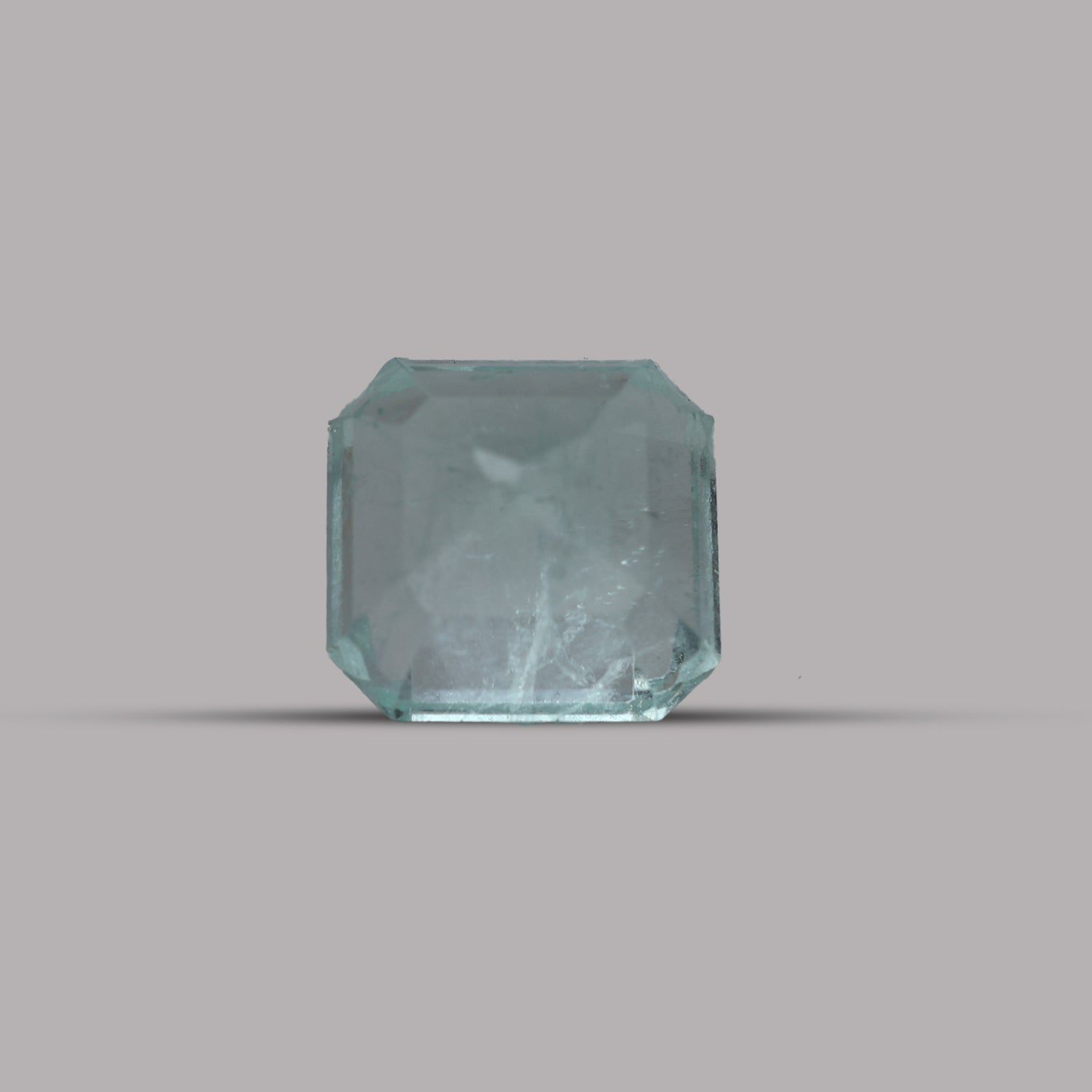 Emerald ( Panna ) - 3.97 Carat