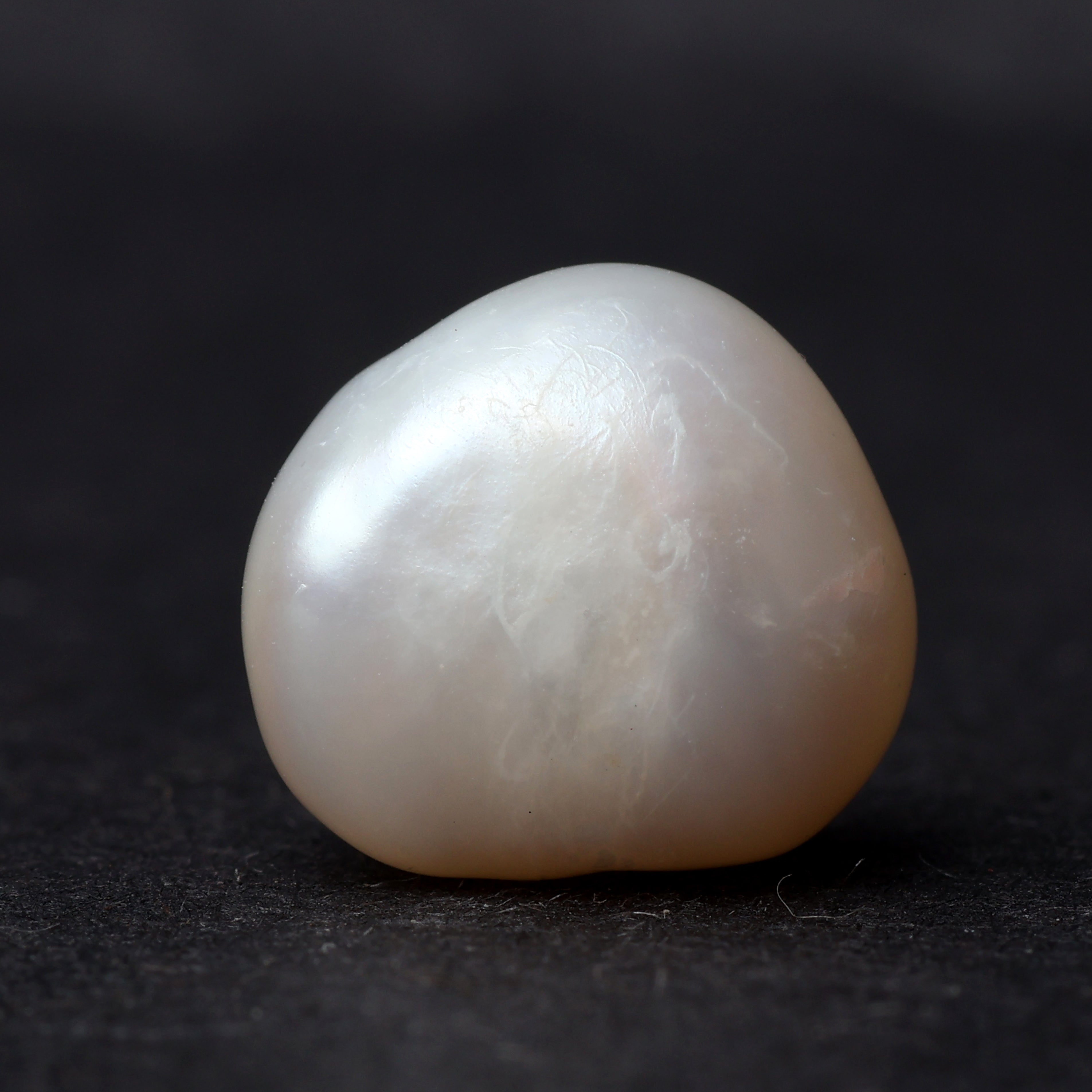 Fresh Water Pearl - 7.72 Carat