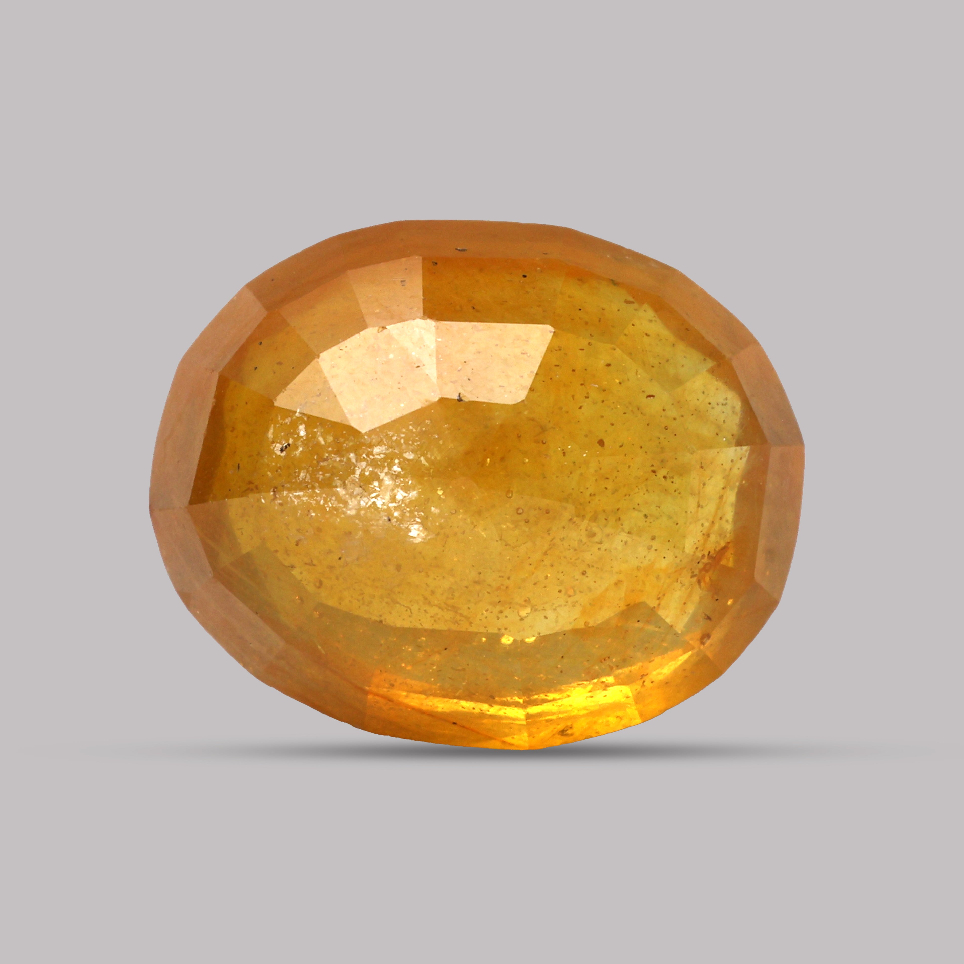 Yellow Sapphire - 7.61 Carat