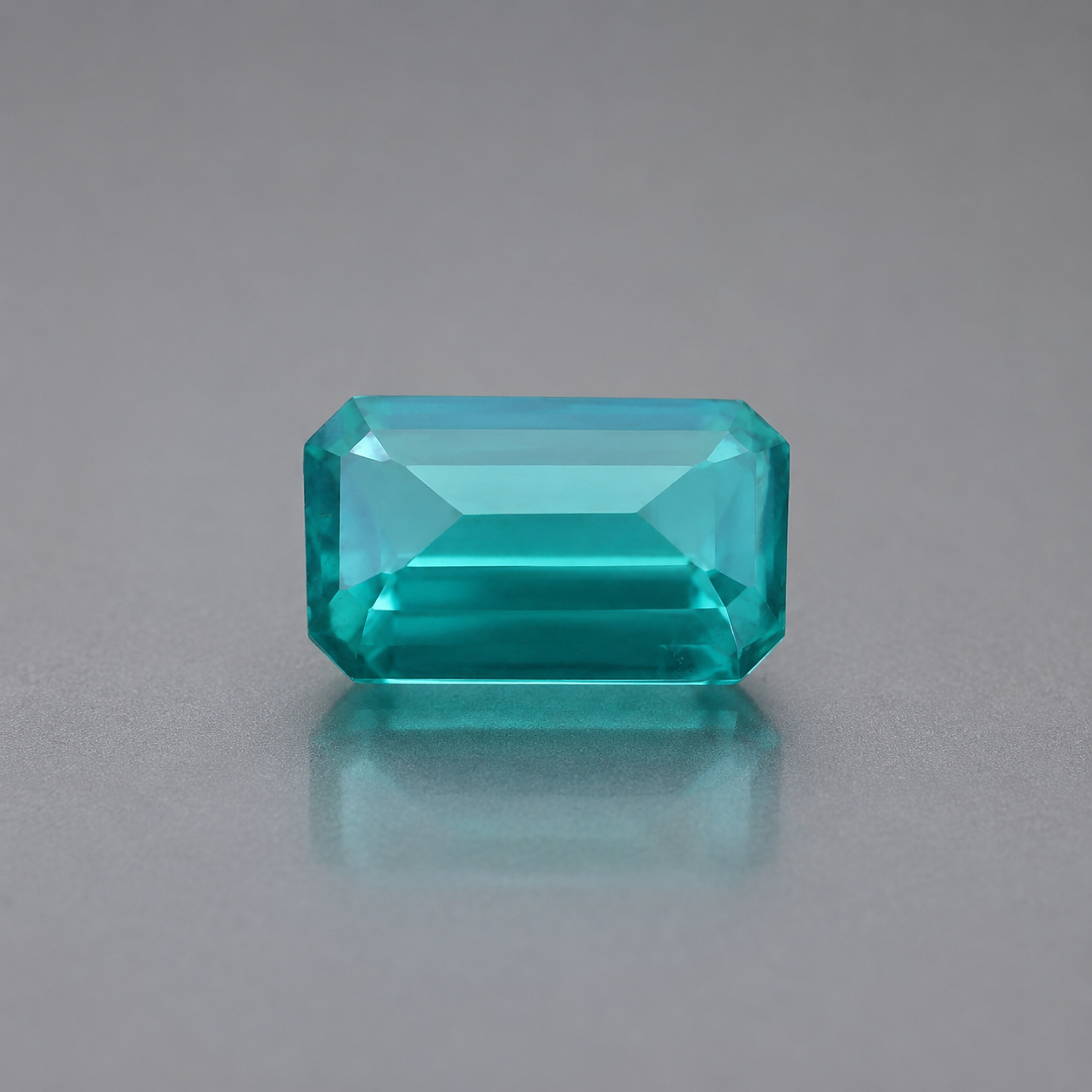 Emerald ( Panna ) - 2.84 Carat