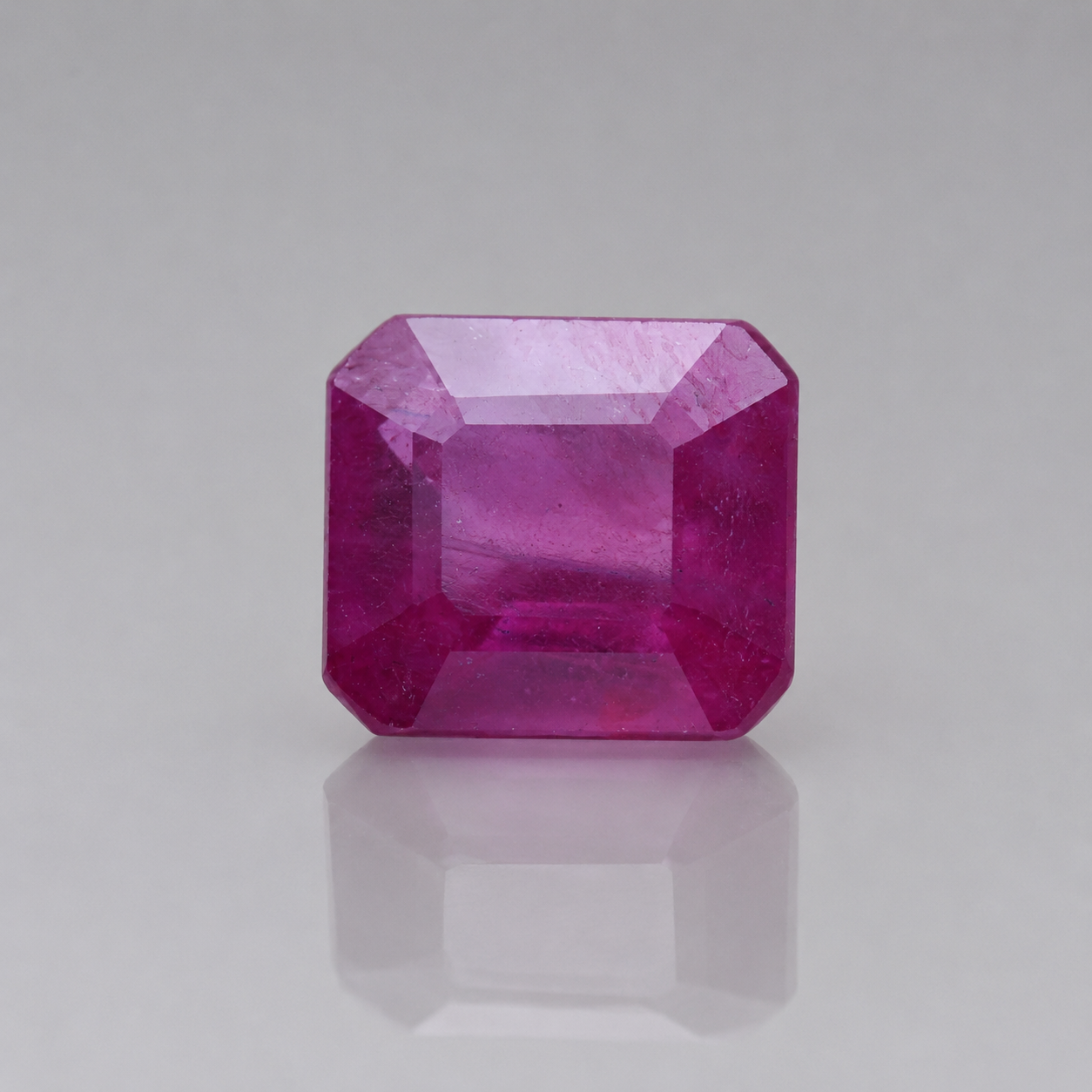 Ruby (Bangkok) - 6.27 Carat