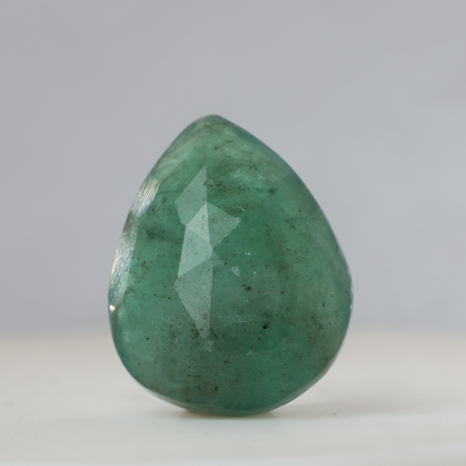 Emerald ( Panna ) - 7.65 Carat