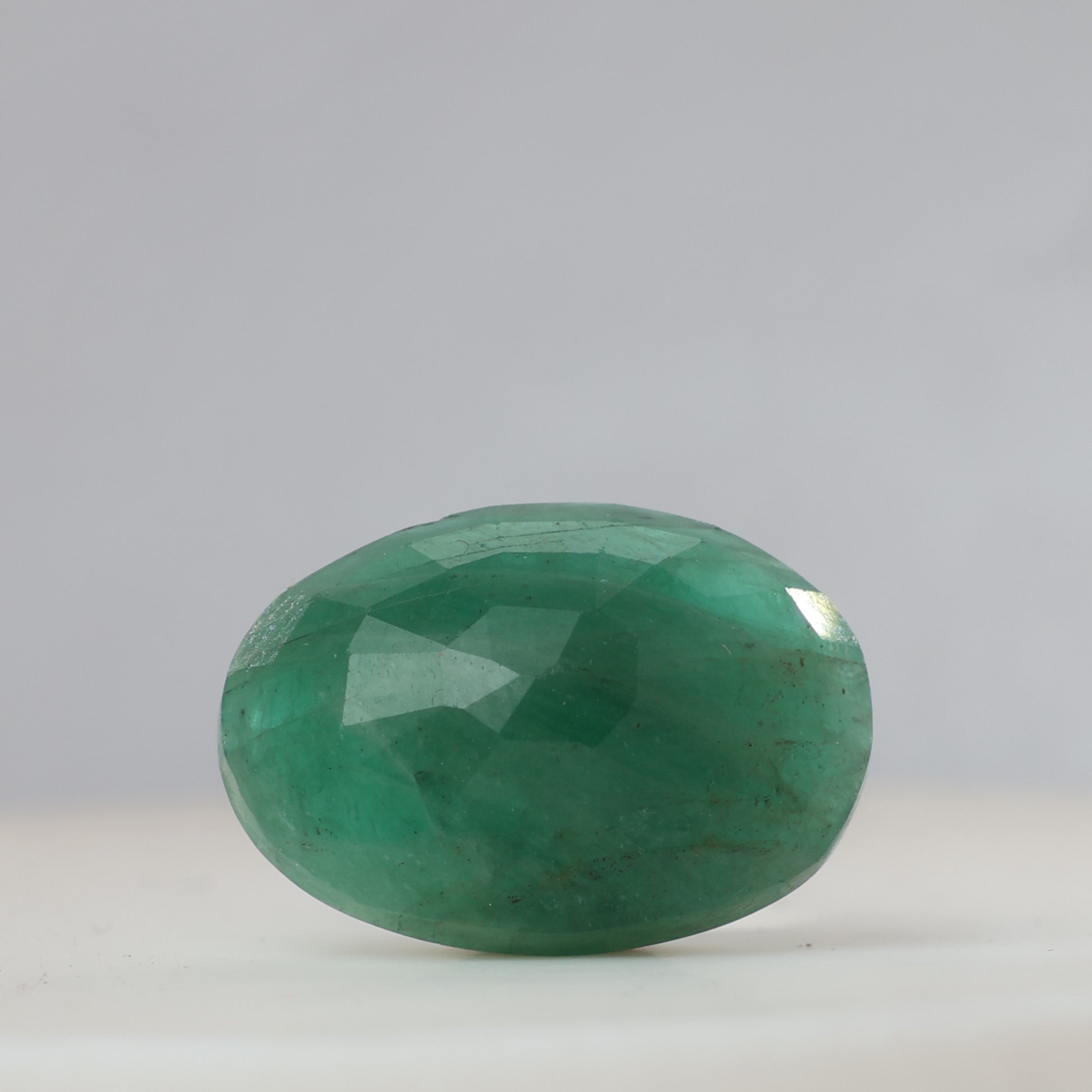 Emerald ( Panna ) - 7.11 Carat