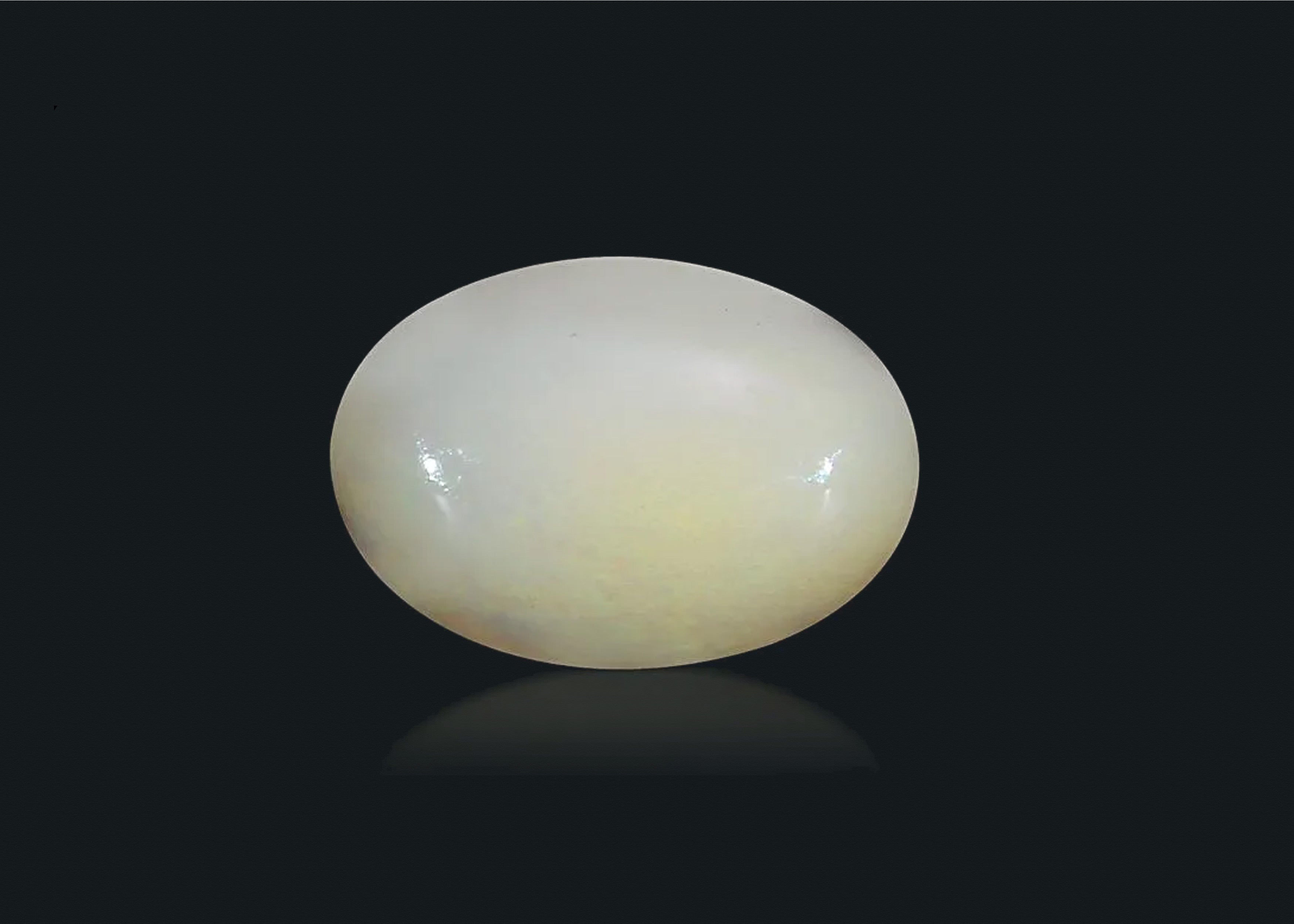 Opal ( 5.98 Carat )