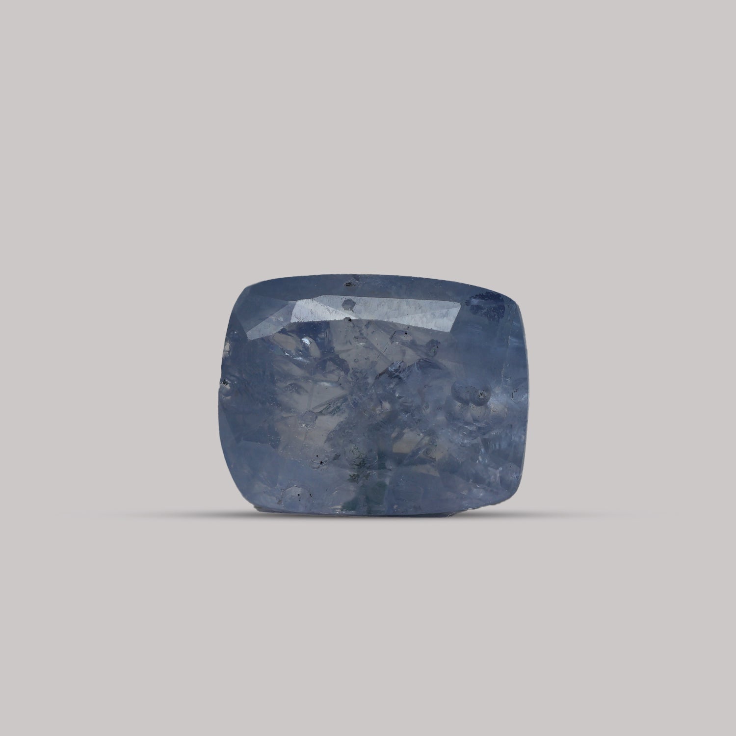 Blue Sapphire - 6.98 Carat (Ceylon)