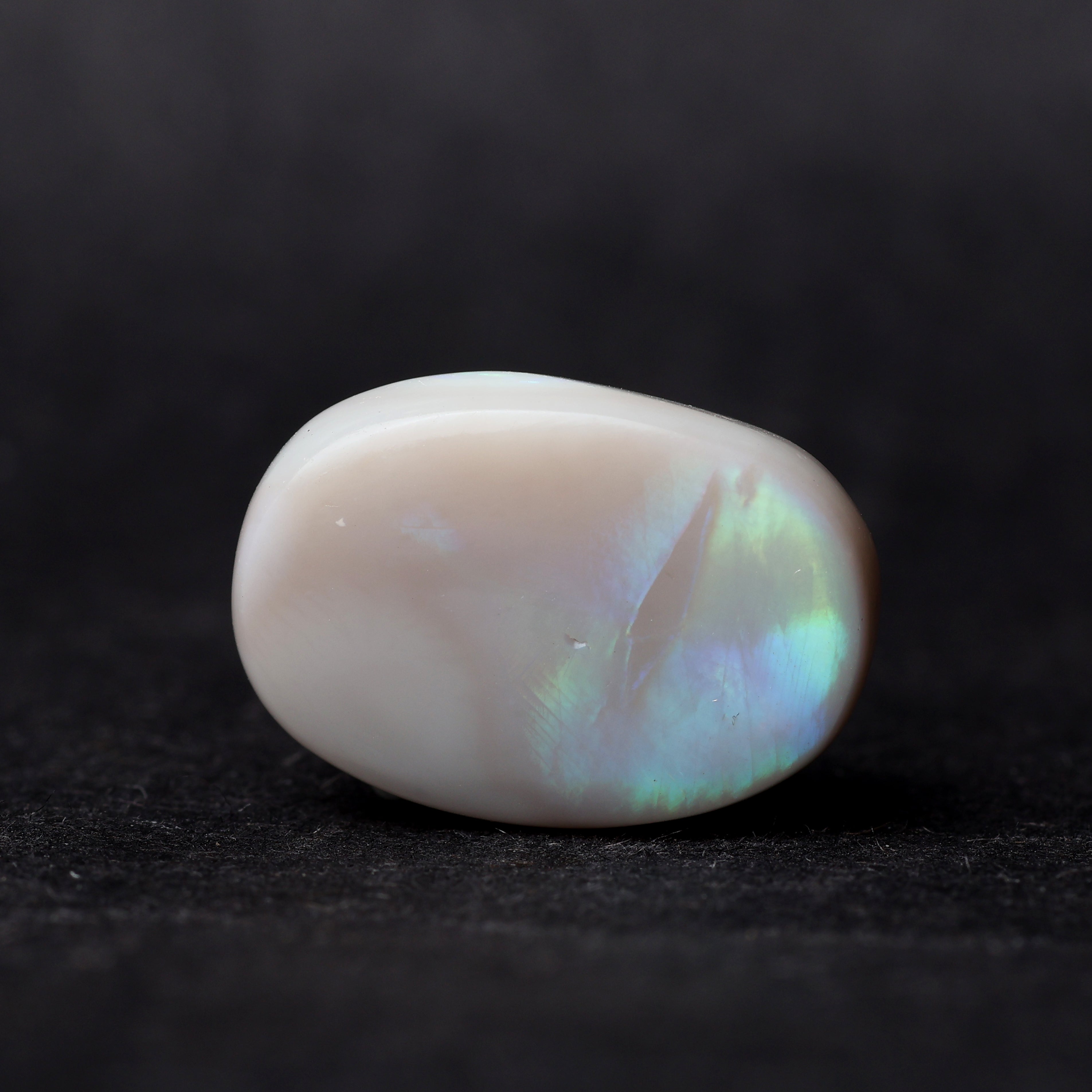 Opal (Australian)  -  10.61 Carat