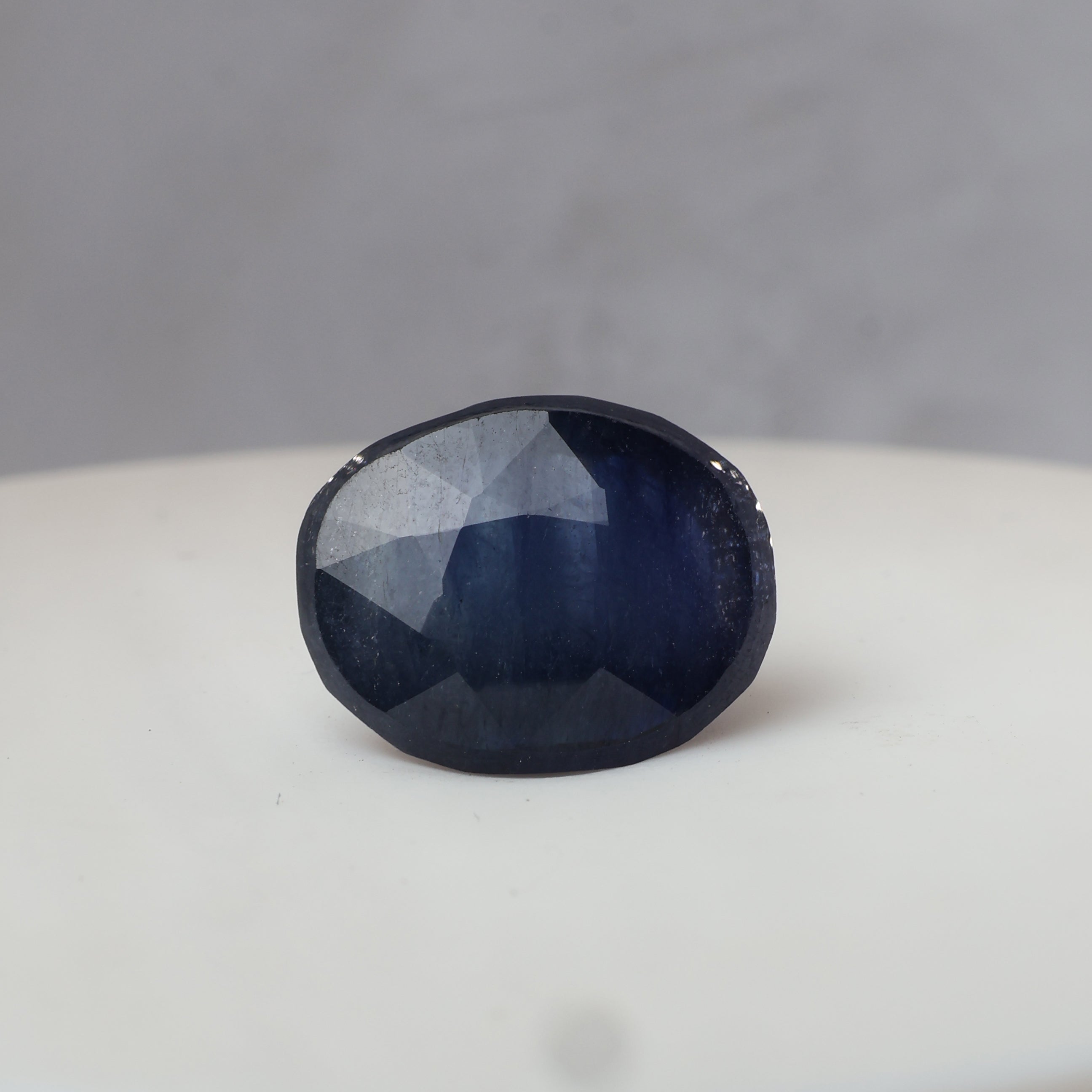 Blue Sapphire - 9.81 Carat