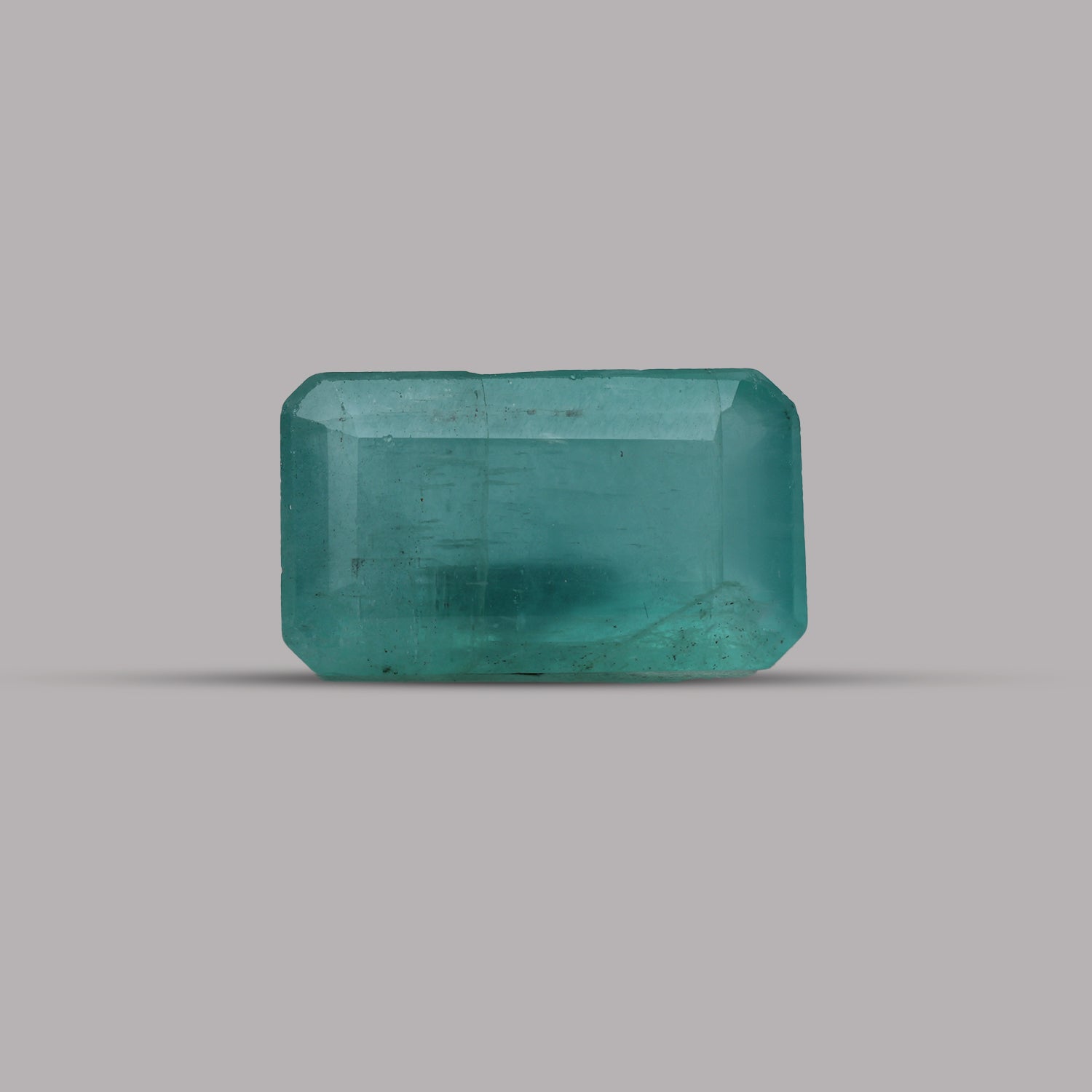 Emerald ( Panna ) - 5.54  Carat