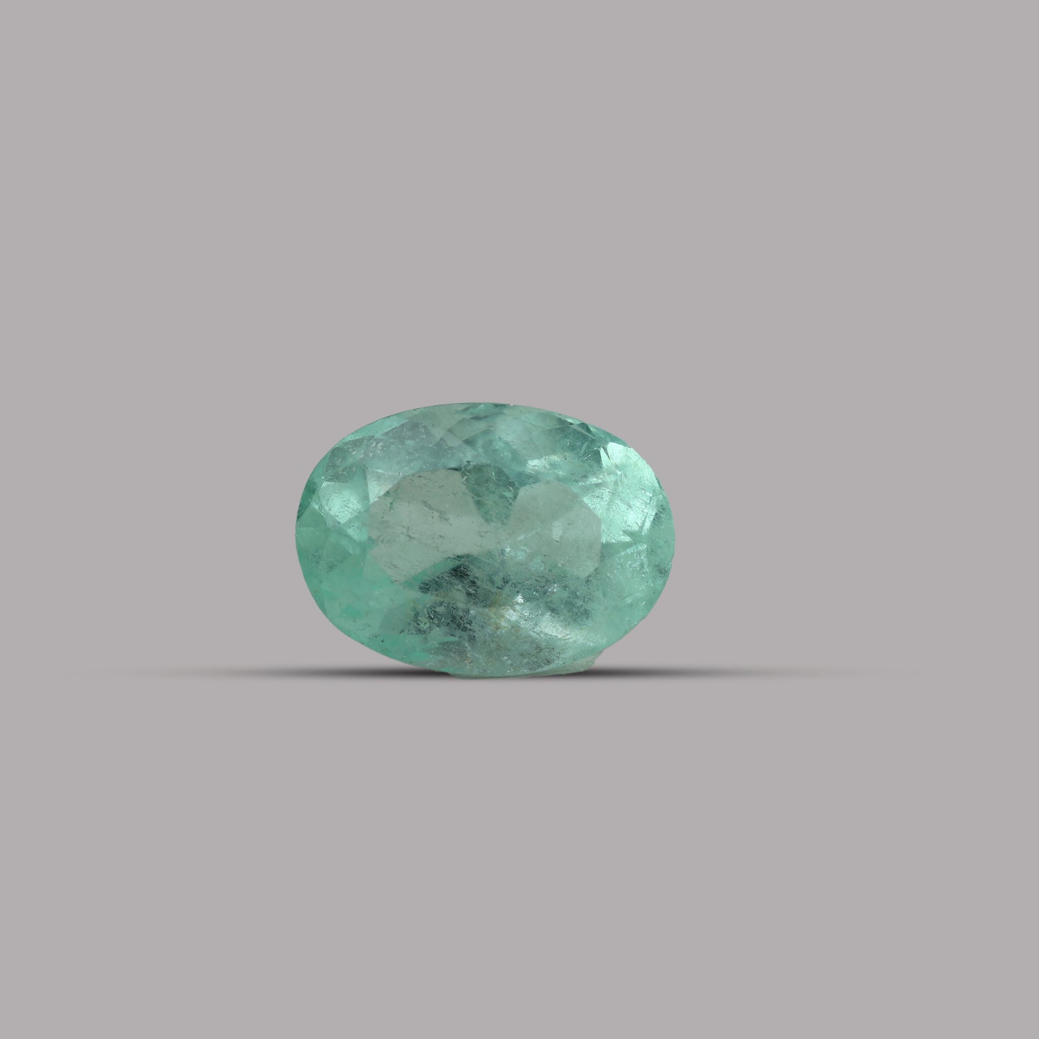 Emerald Colombia -  5.88 Carat