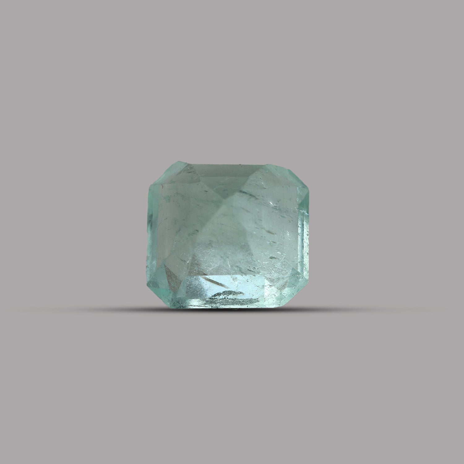 Emerald Colombia -  5.13 Carat