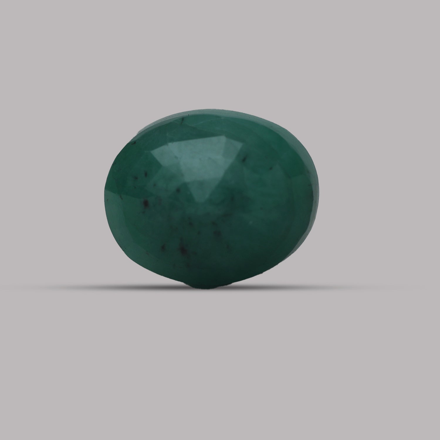 Emerald ( Panna ) - 6  Carat