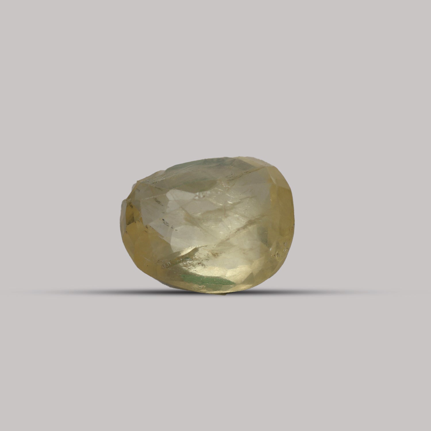 Yellow Sapphire -  4.52 Carat (Ceylon)