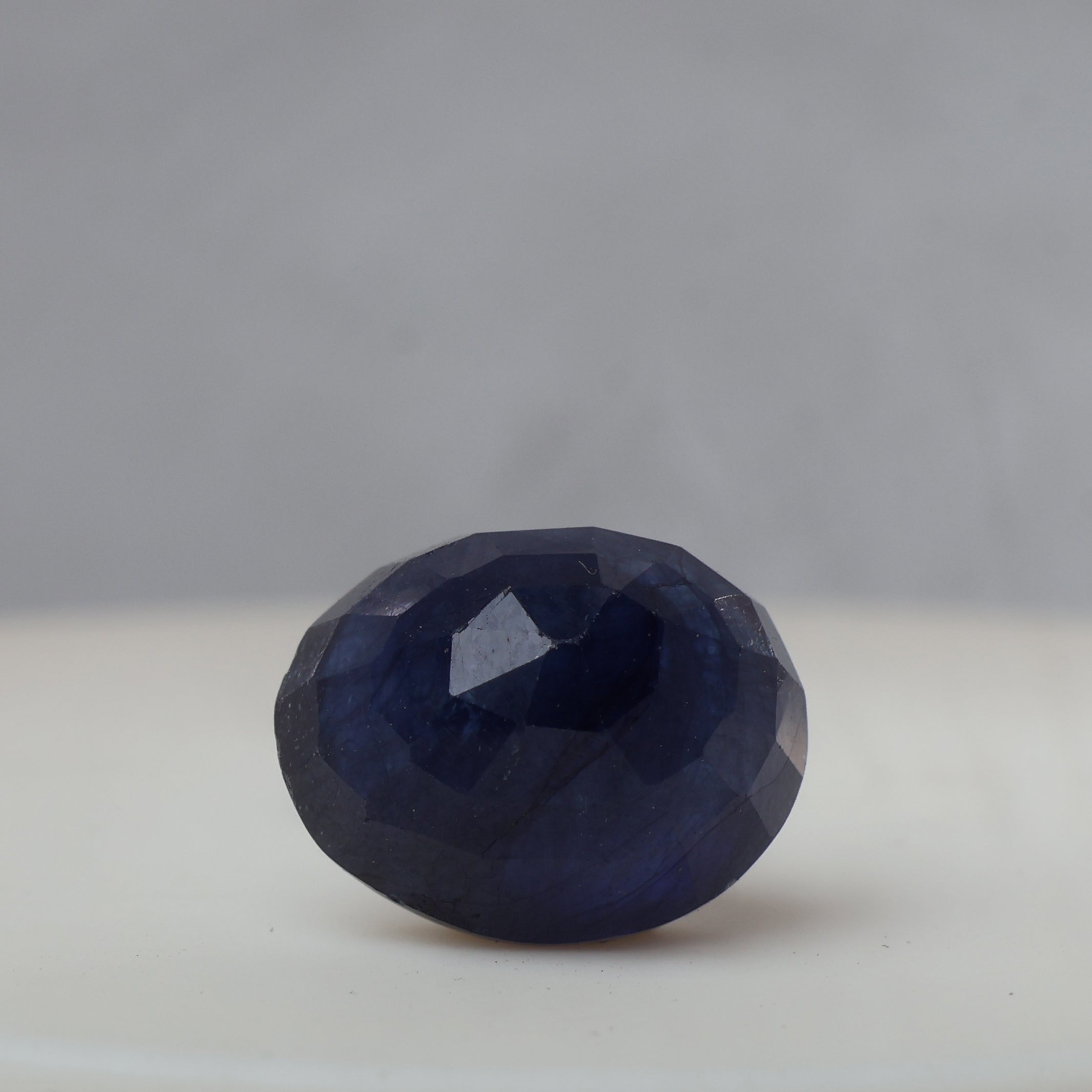 Blue Sapphire - 9.49 Carat
