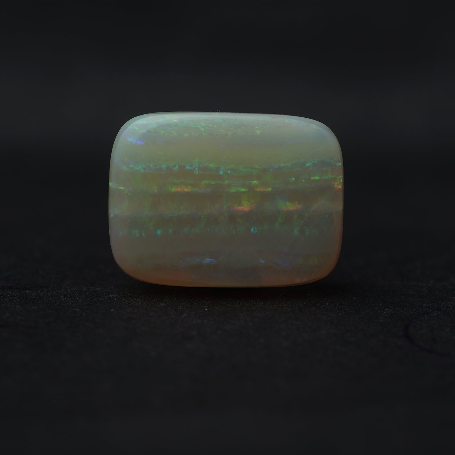 Opal  10.10 Carat
