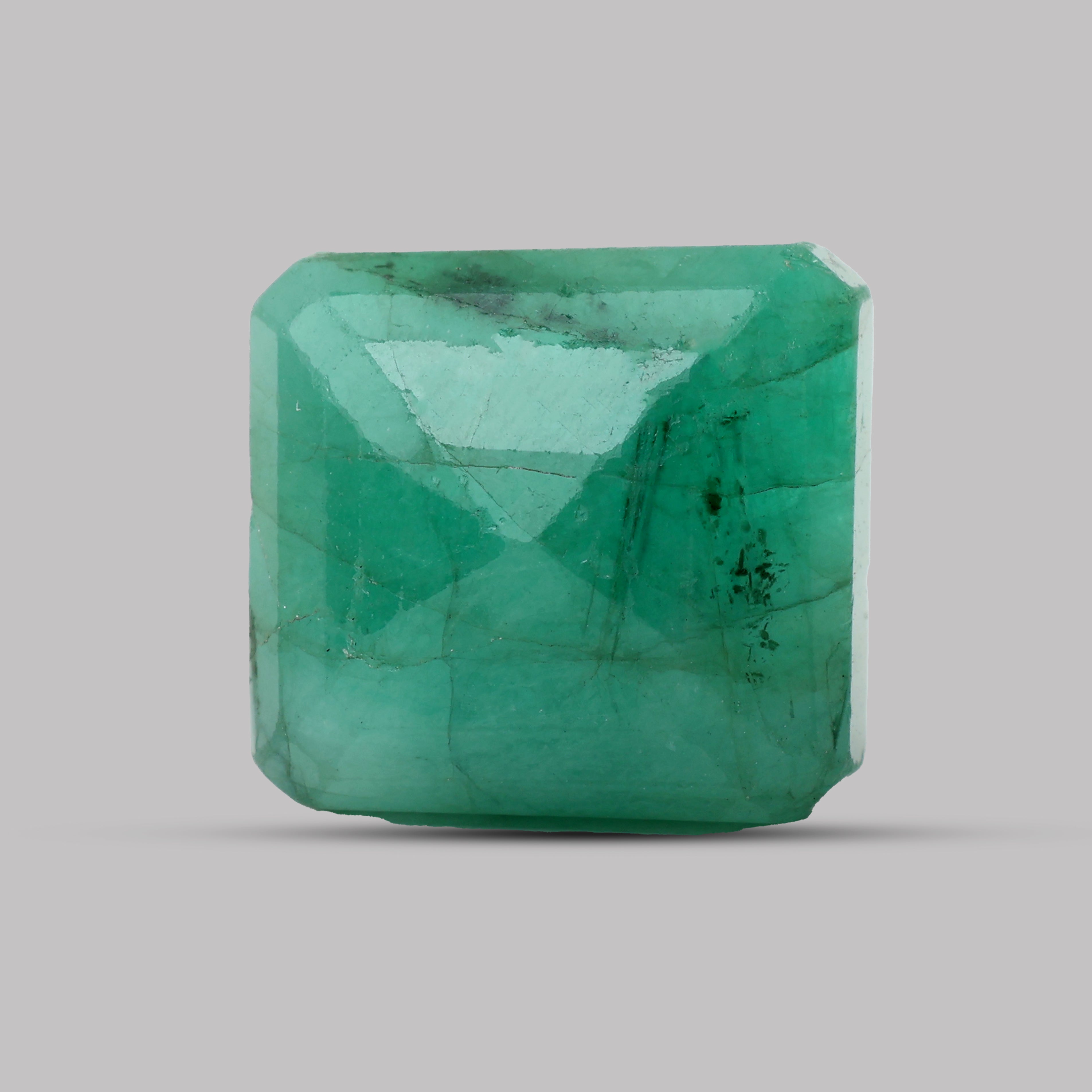 Emerald ( Panna ) - 9.87 Carat