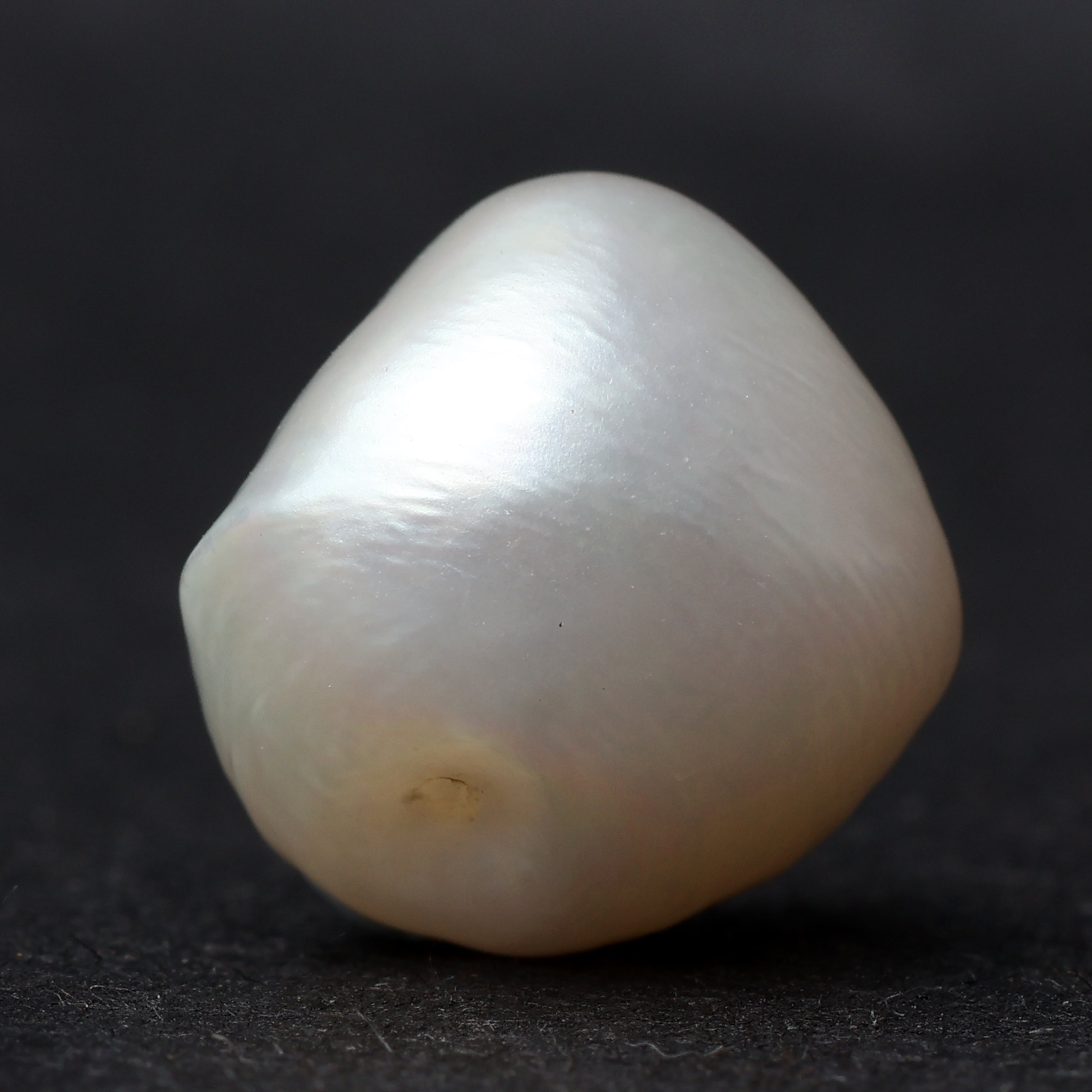 Fresh Water Pearl - 7.87 Carat