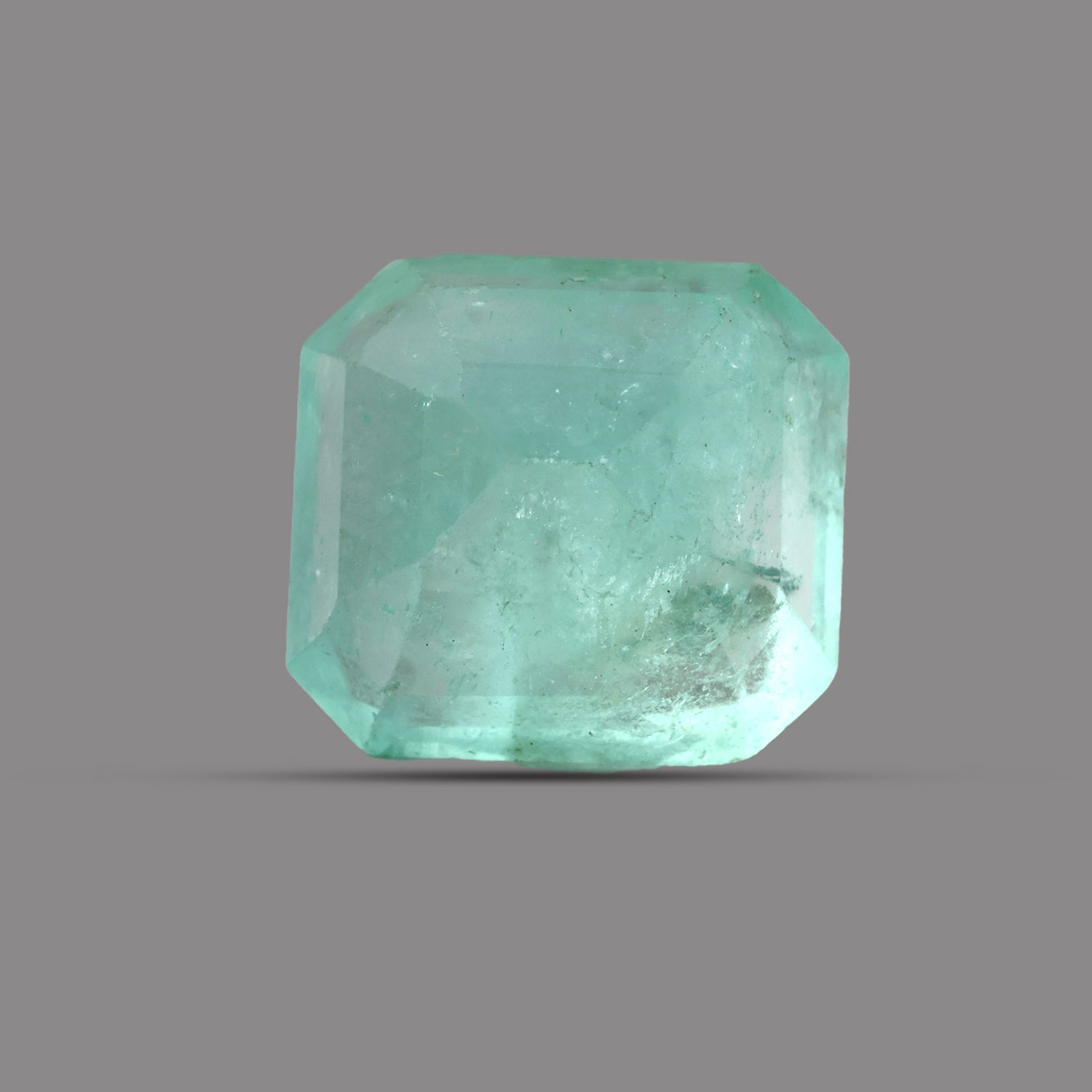 Emerald Colombia -  5.89 Carat
