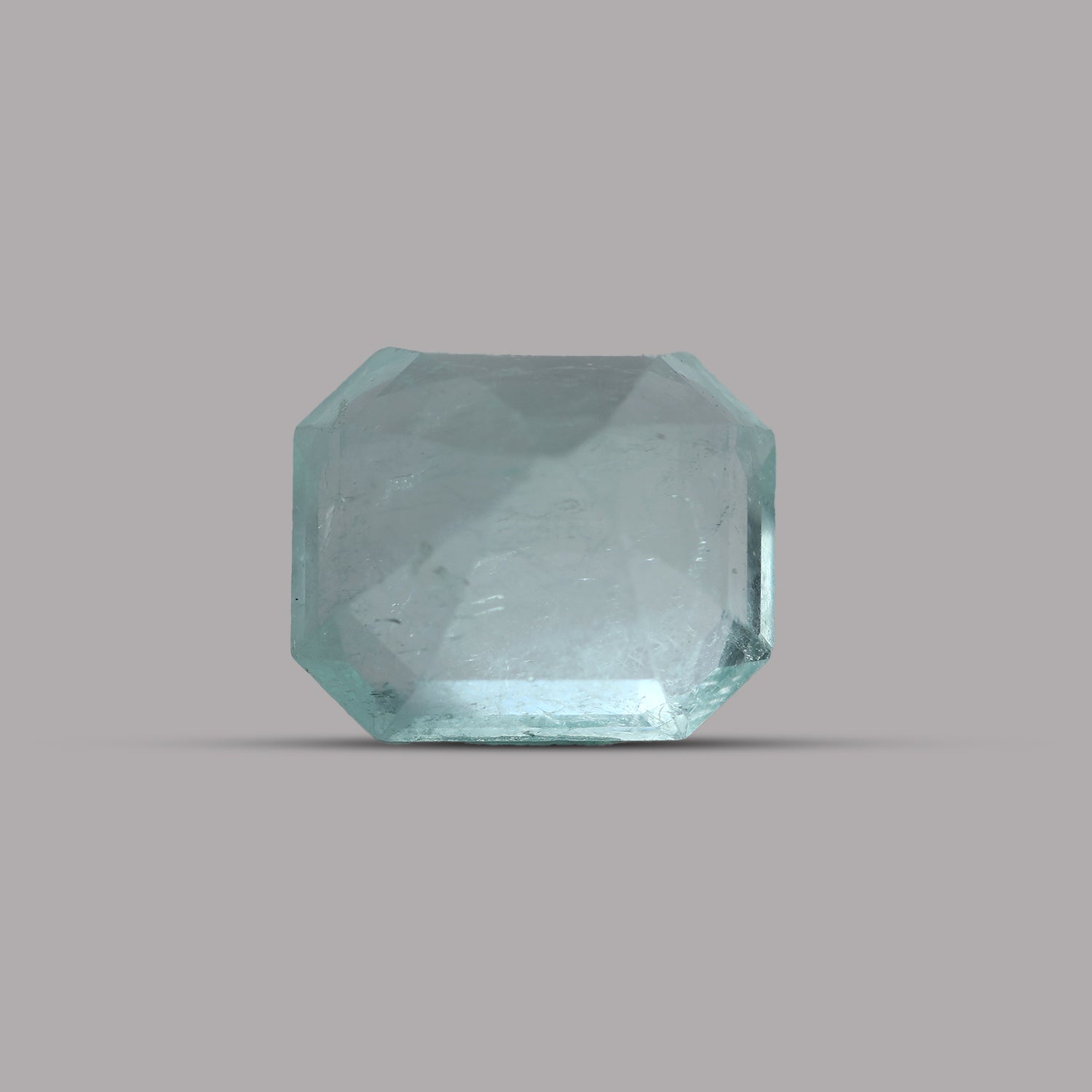 Emerald ( Panna ) - 10.03 Carat