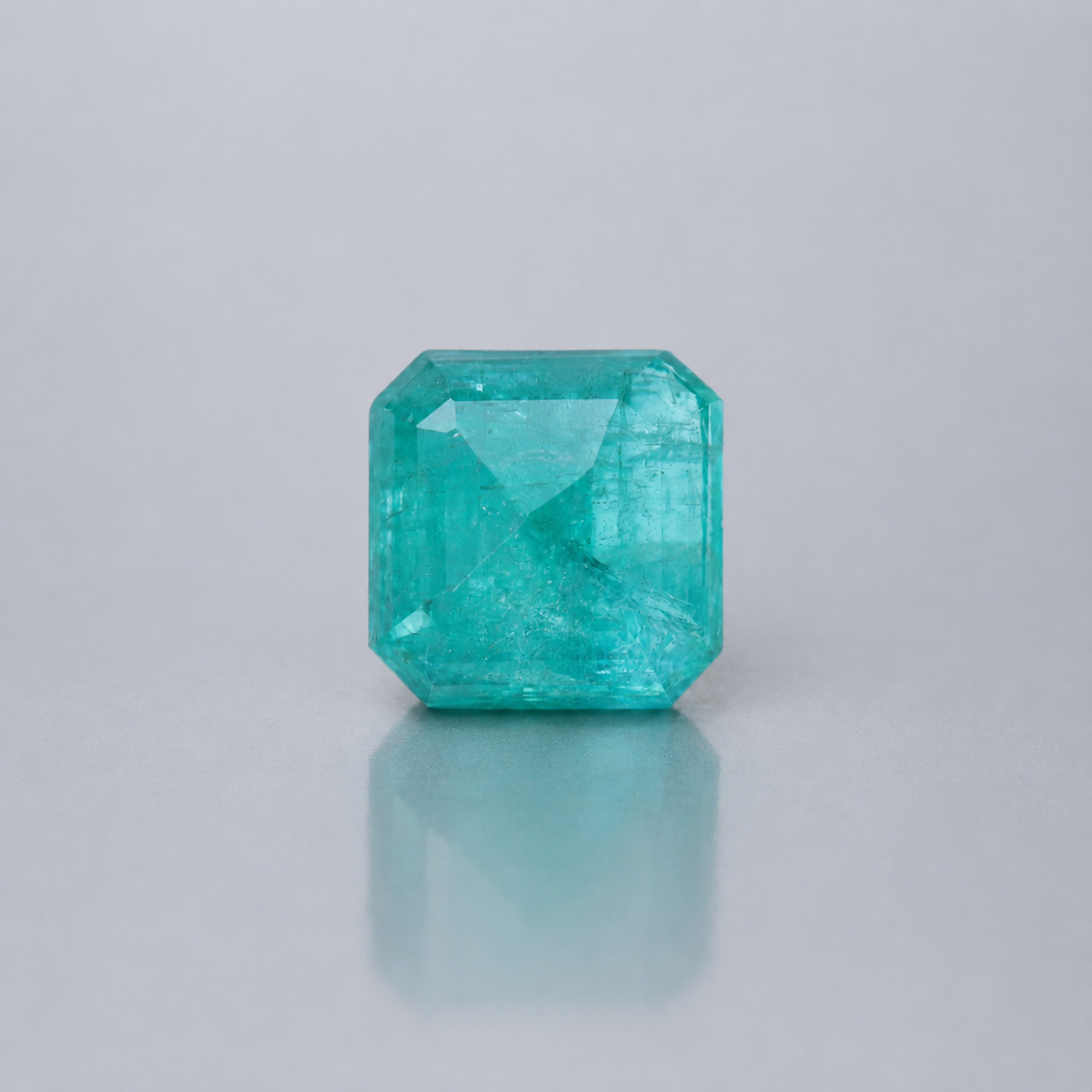 Emerald ( Panna ) - 7.98  Carat