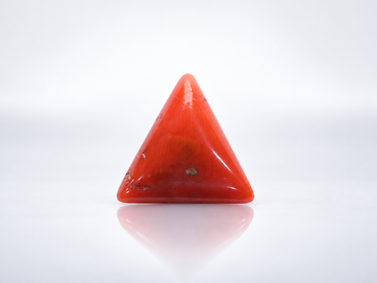 NATURAL ITALIAN RED CORAL (TRIANGLE)