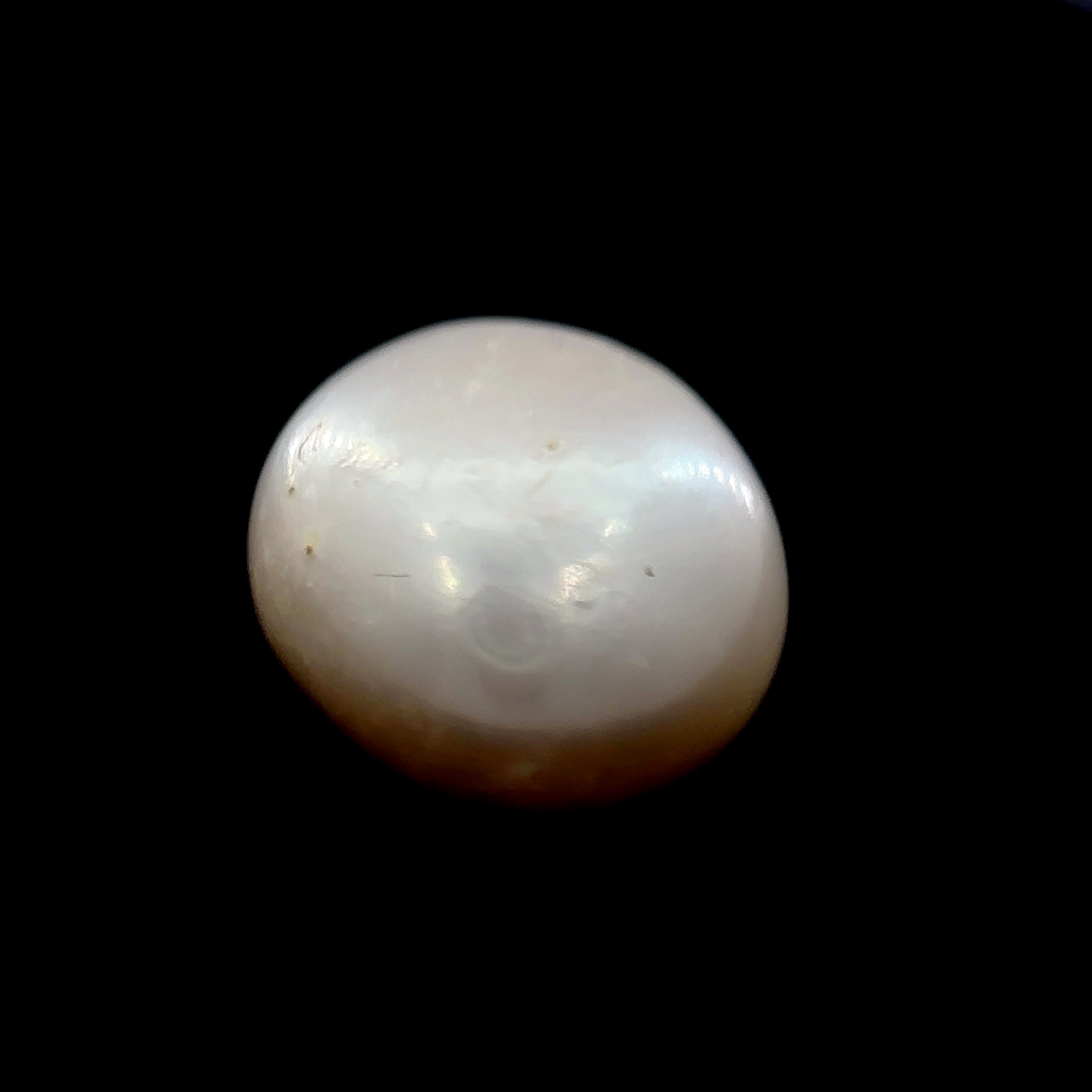 Fresh Water Pearl - 9.25 Carat