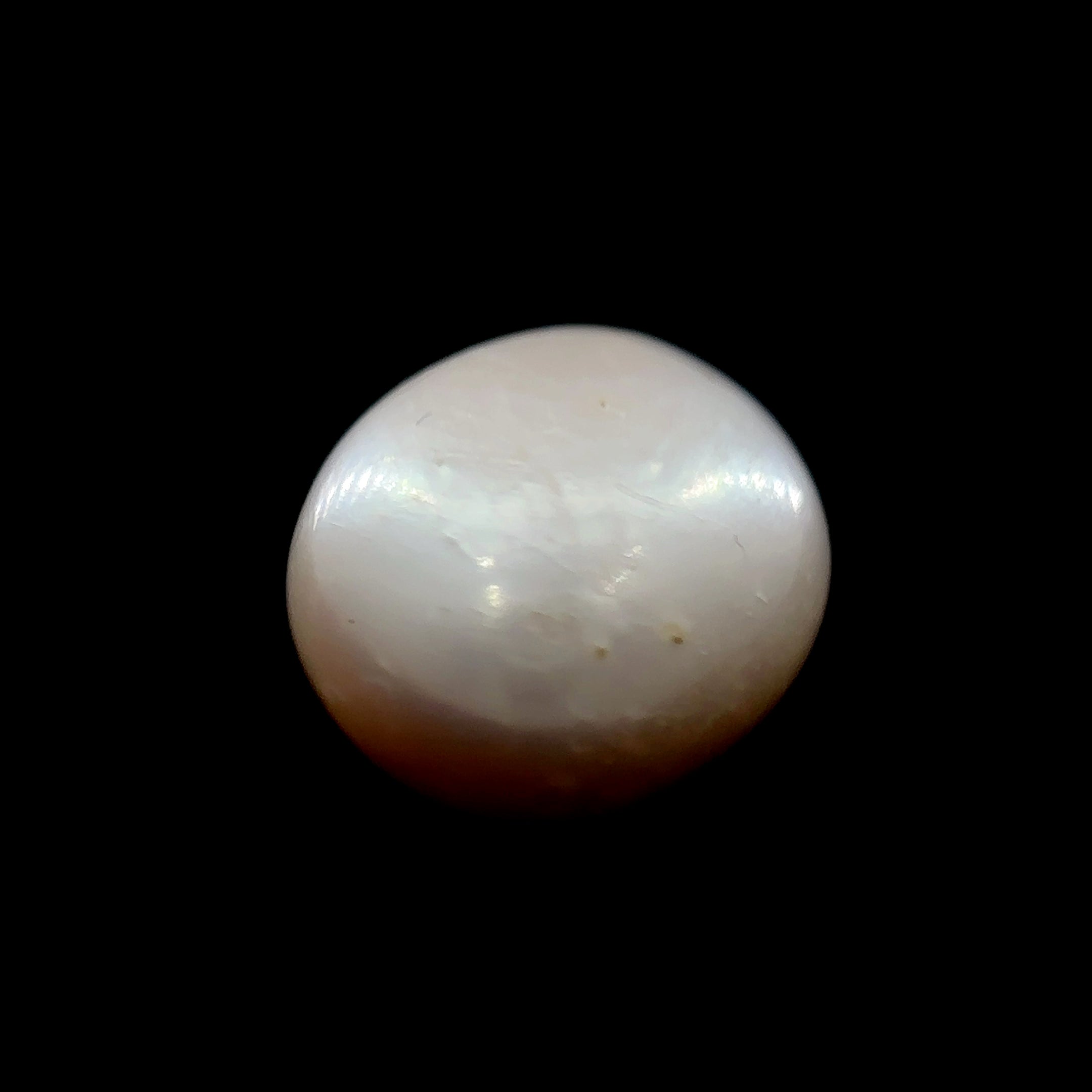 Fresh Water Pearl - 9.25 Carat